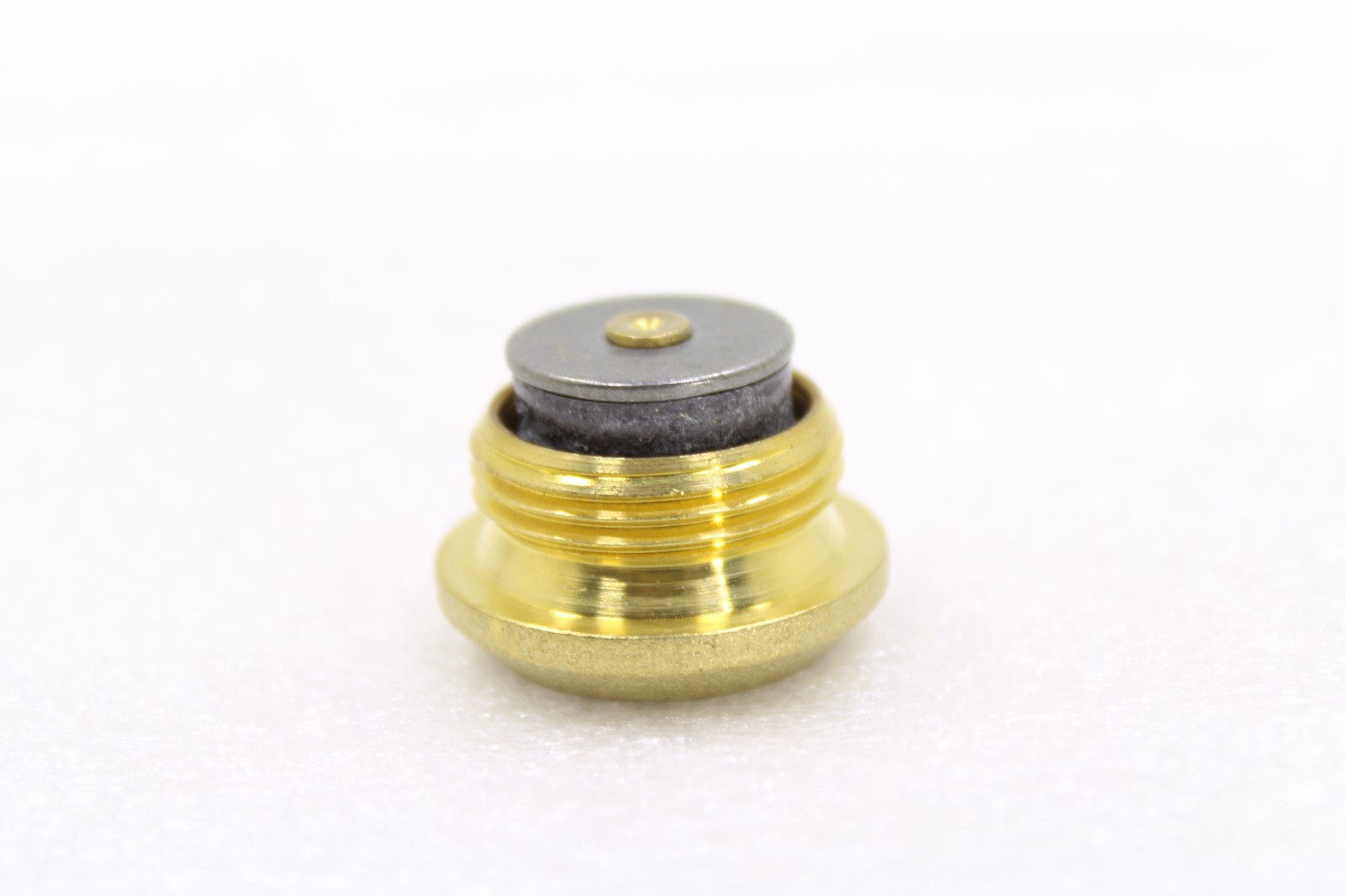Aston Martin DB9 DBS V12 OEM New Differential Magnetic Drain Plug M22 x 1.5 – Image 4