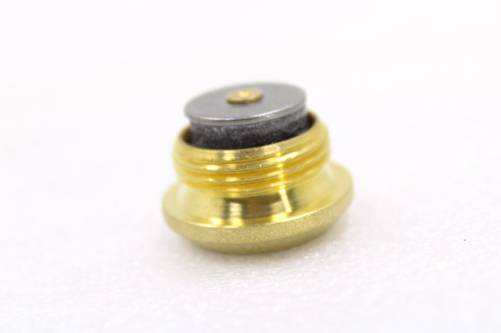 Aston Martin DB9 DBS V12 OEM New Differential Magnetic Drain Plug M22 x 1.5 – Image 8