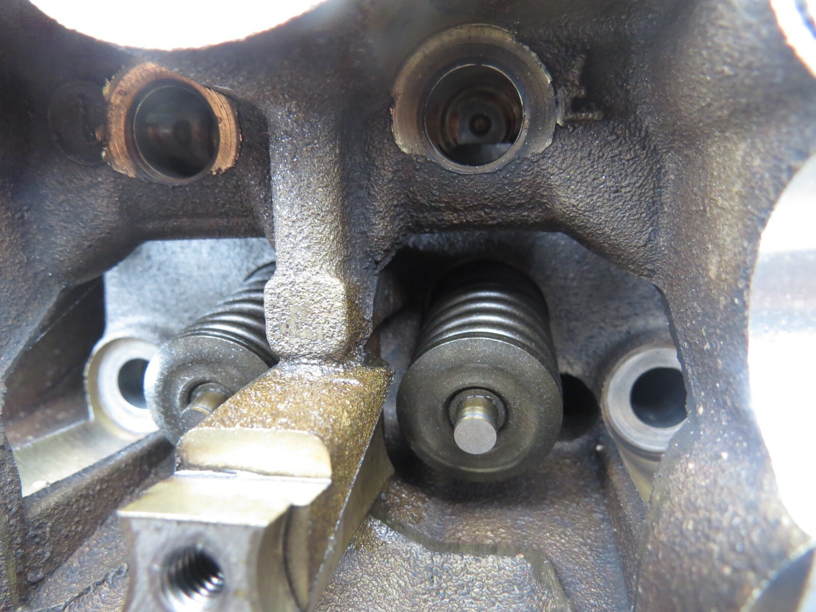 Mercedes W212 ML350 3.5L V6 2006-2009 OEM Engine Cylinder Head Right - Image 5