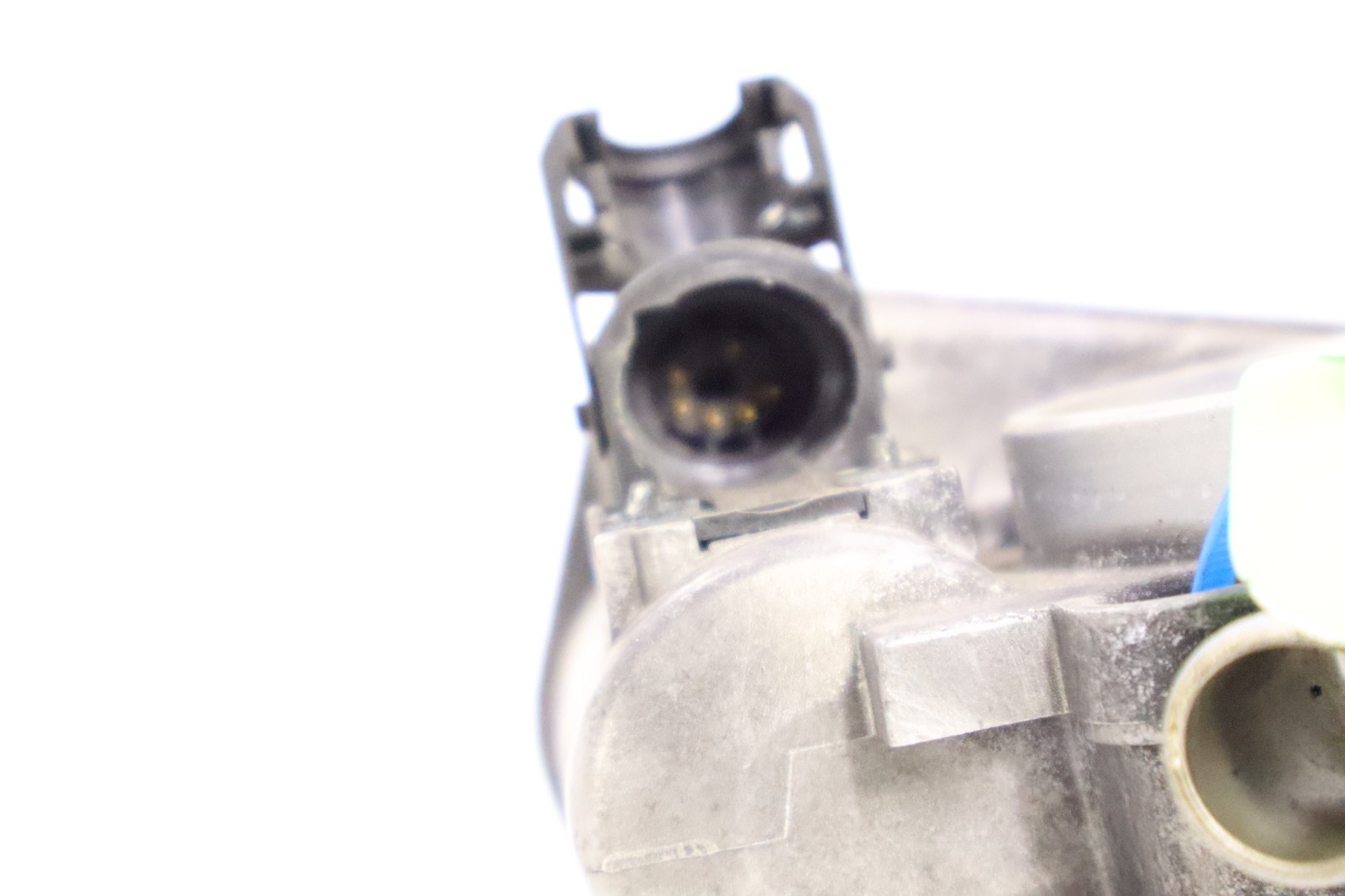 Mercedes CL600 S600 SL600 R129 6.0L V12 1996-2002 OEM Throttle Body – Image 7
