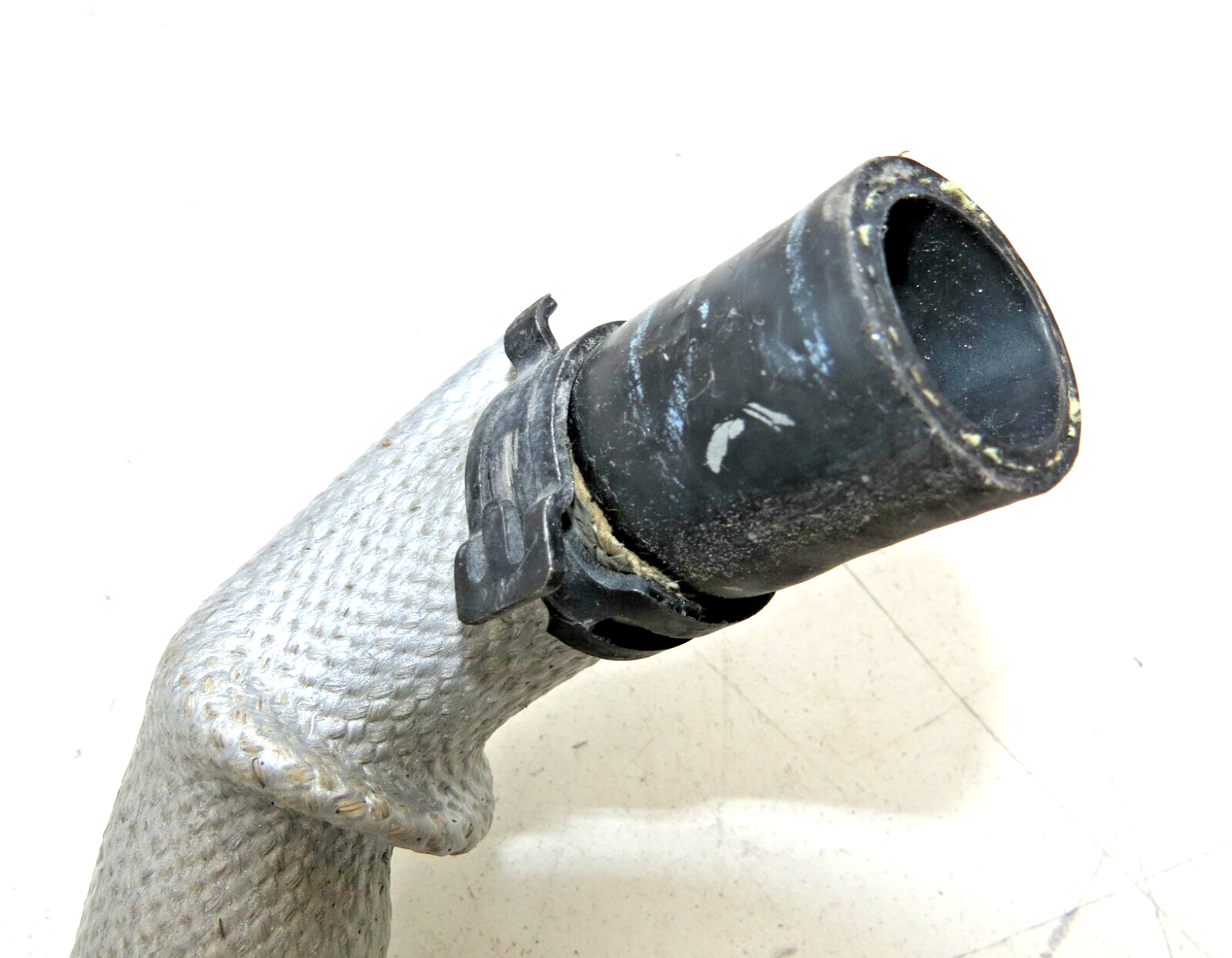 Bentley Continental Flying Spur GT GTC 2003-2018 OEM Turbocharger Coolant Hose - Image 7