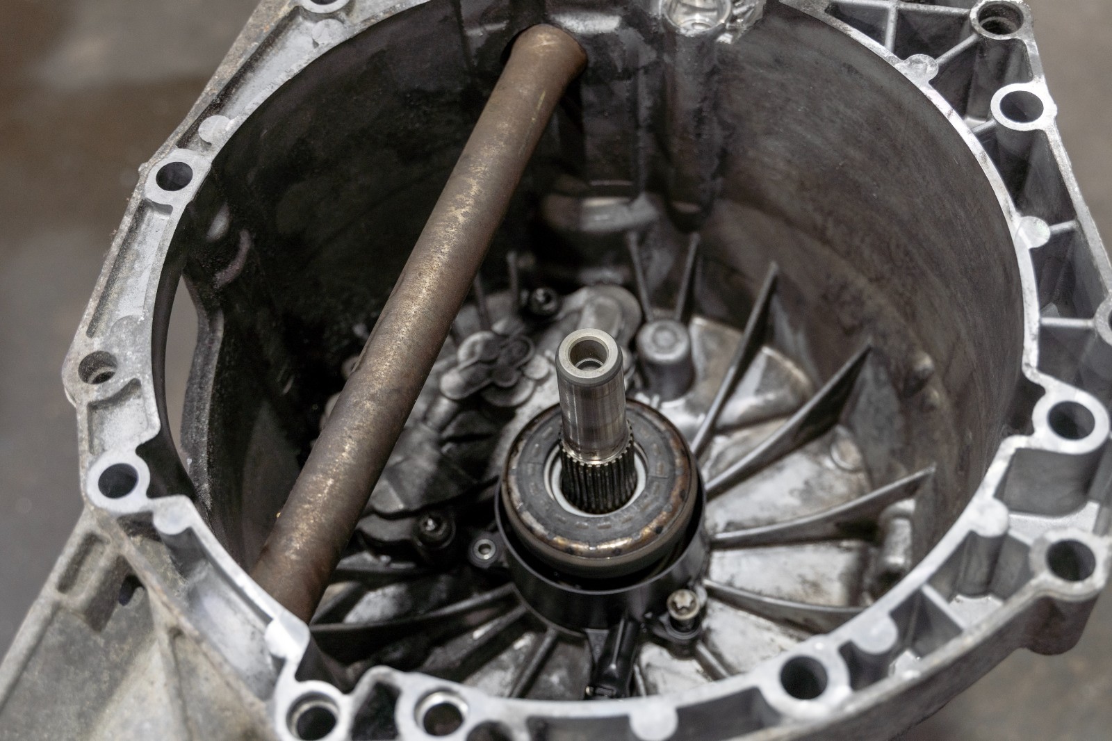 Audi A4 A5 Quattro Manual Transmission OEM 2017 2018 2019 0CX301383D - 68k miles – Image 10