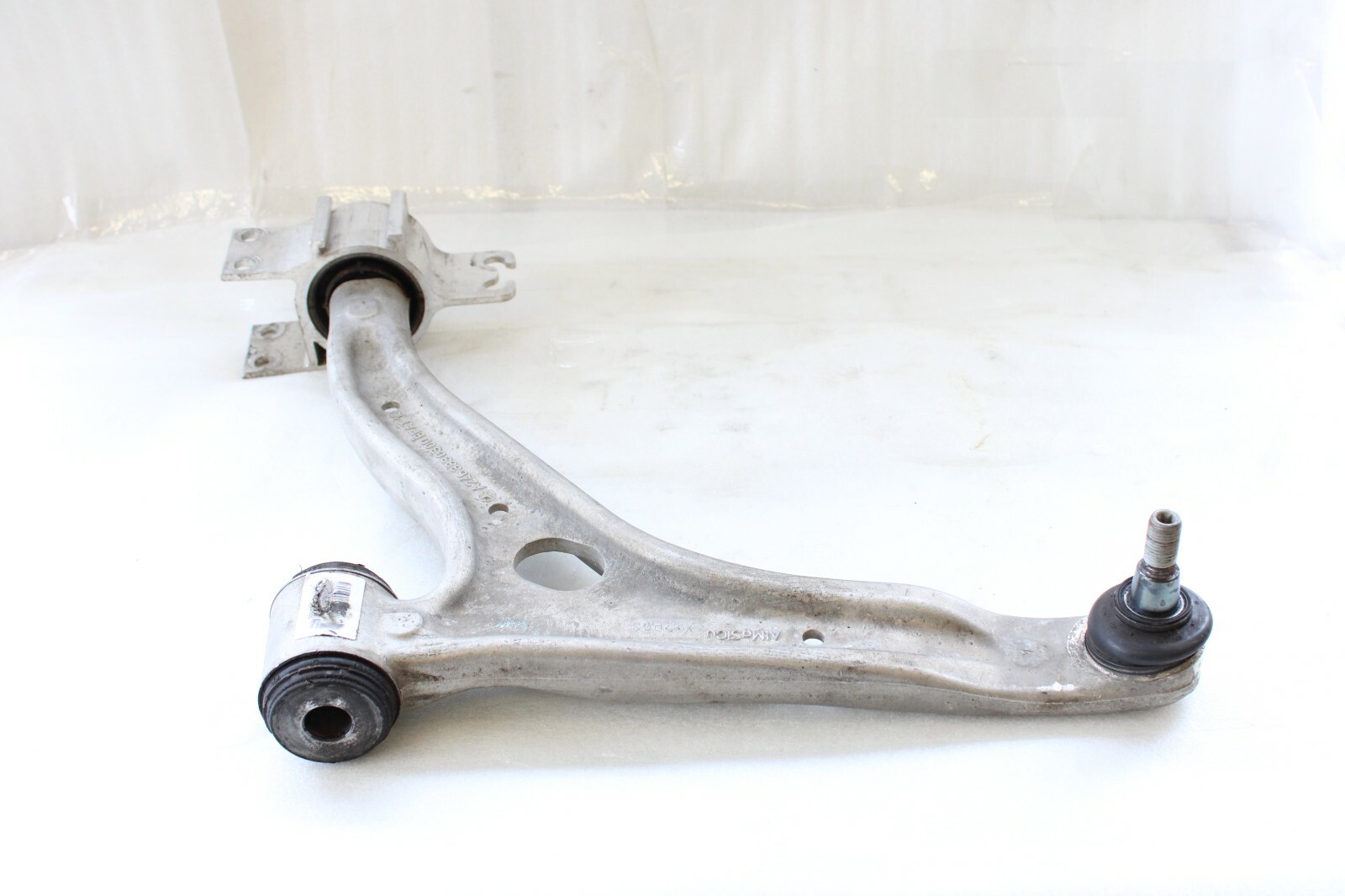 Mercedes CLA250 2014 2015 2016 2017 2018 2019 OEM Control Arm Front Left Lower