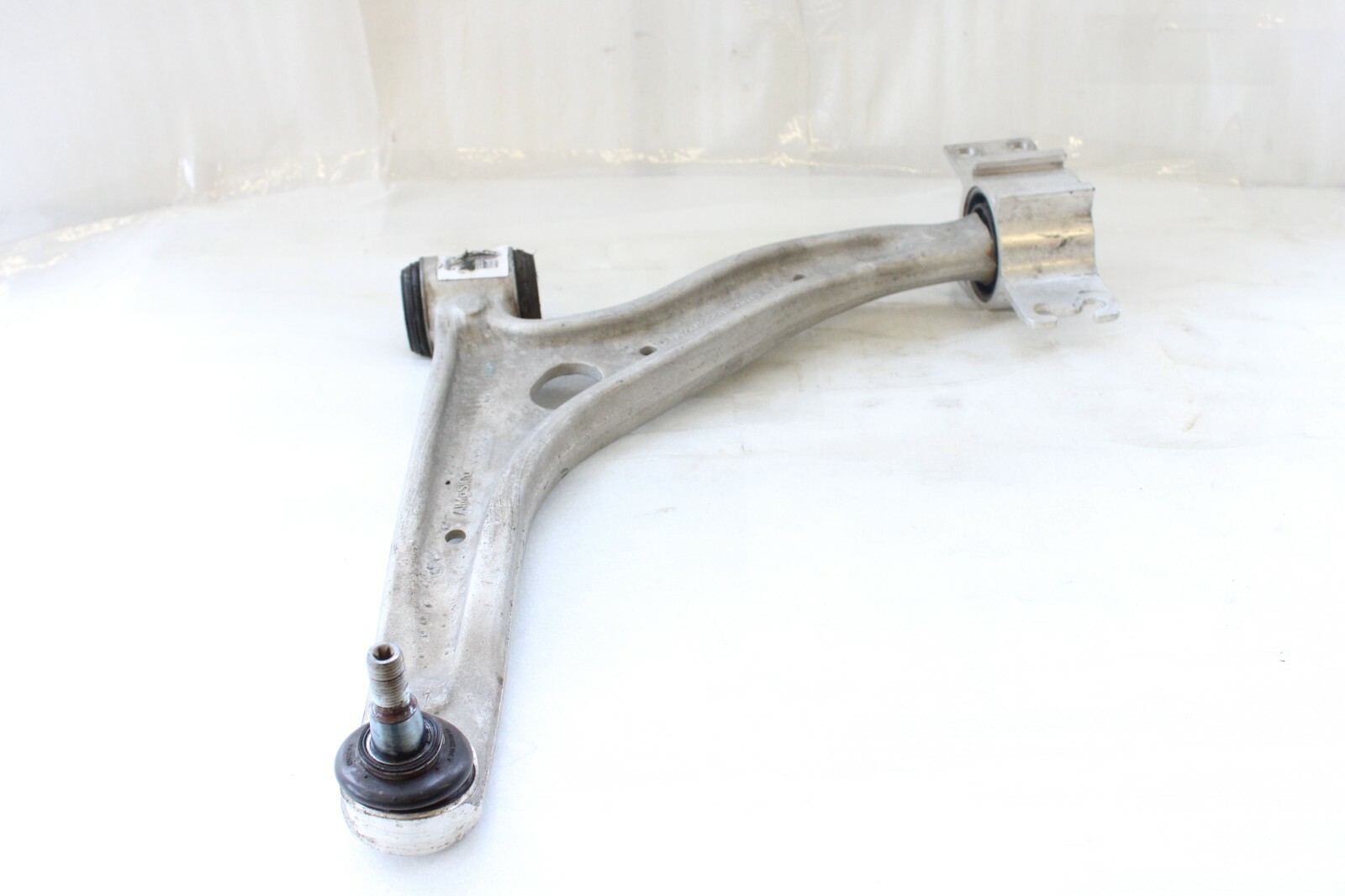 Mercedes CLA250 2014 2015 2016 2017 2018 2019 OEM Control Arm Front Left Lower – Image 2