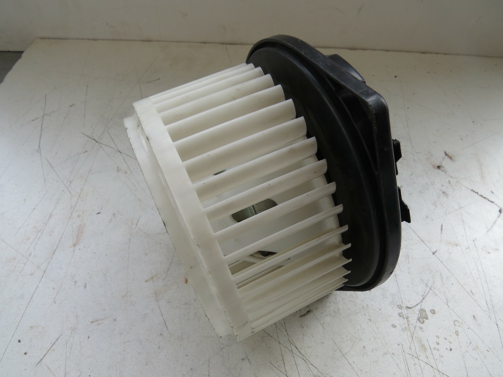 Nissan Infiniti 2003-2012 2013 2014 2015 2016 2017 2018 OEM HVAC Blower Motor - Image 2