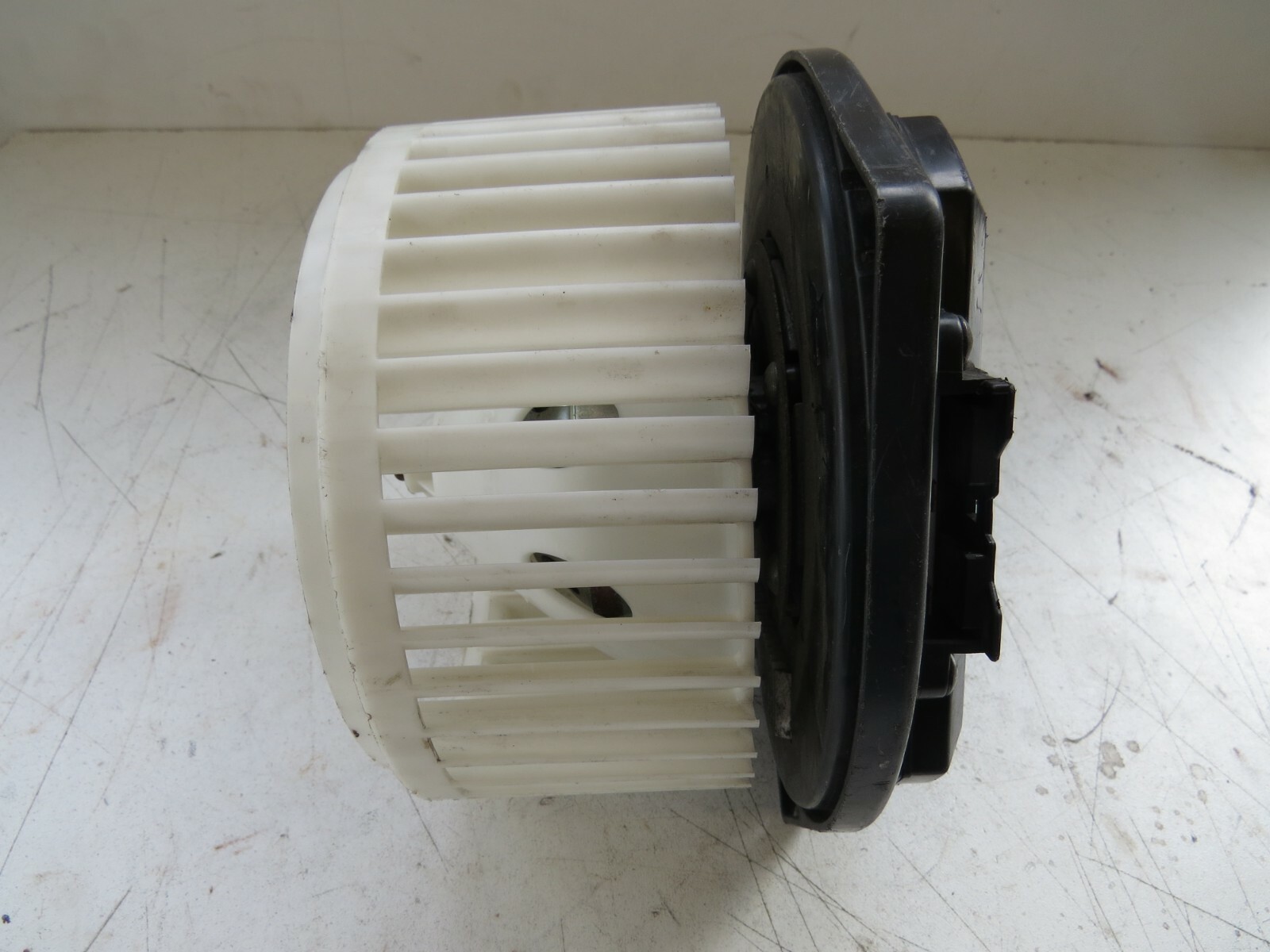 Nissan Infiniti 2003-2012 2013 2014 2015 2016 2017 2018 OEM HVAC Blower Motor - Image 3