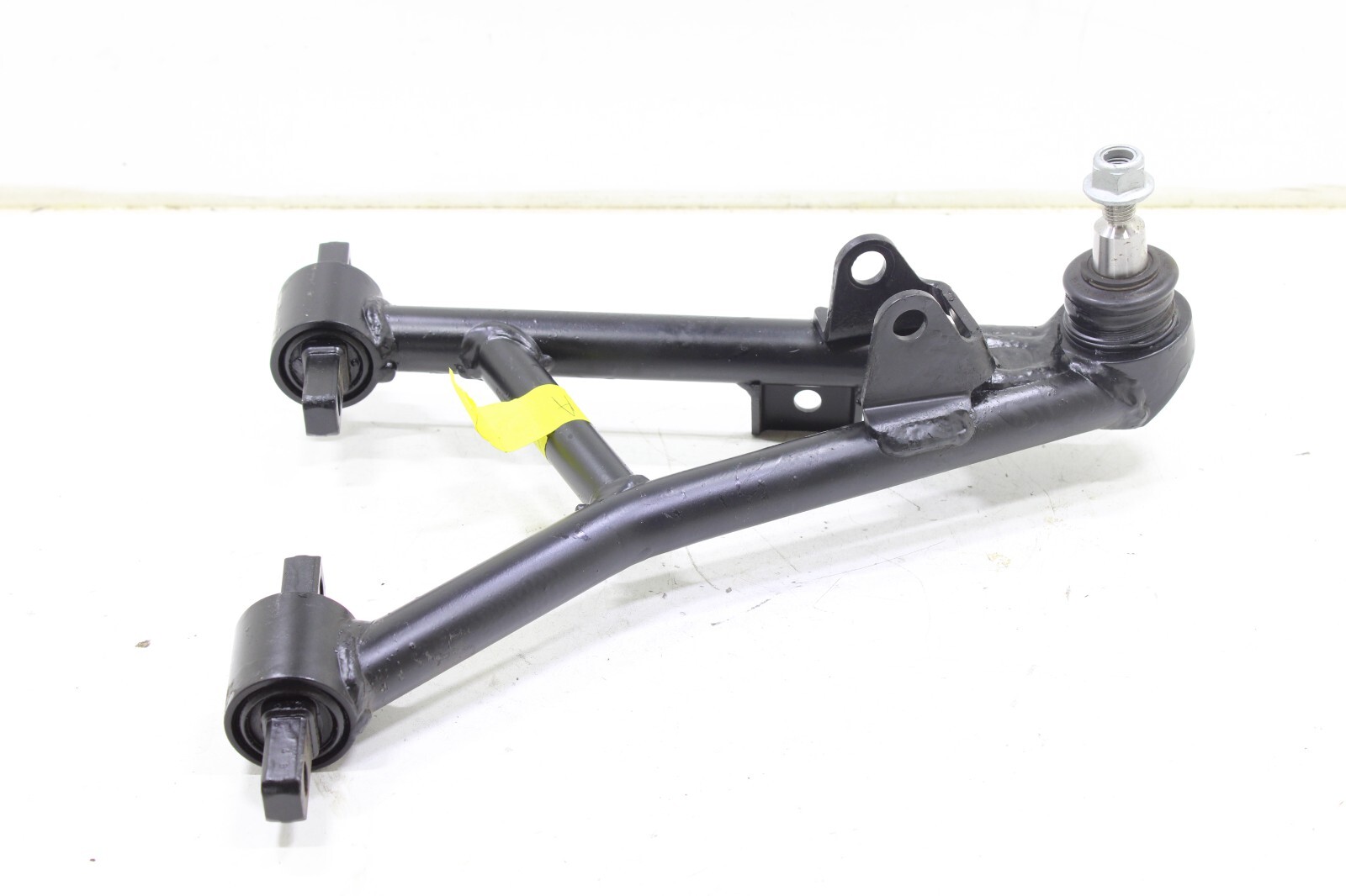 Alfa Romeo 4C 2015-2020 OEM Rebuilt Control Arm w/Ball Joint Front Right Lower