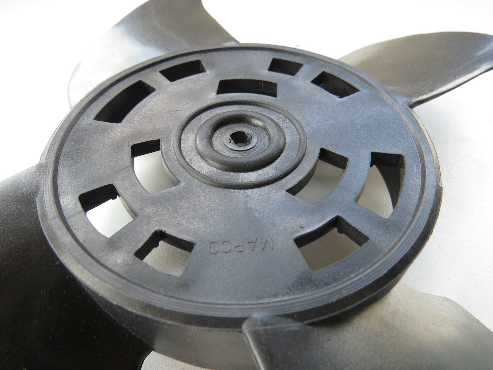 Bentley Rolls Royce 1971-1996 OEM NEW Condenser Fan Blade - Image 5