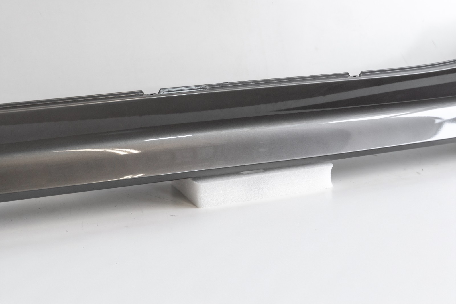 Aston Martin V8 V12 Vantage Left Side Skirt Sill Panel OEM 2007-2018 Genuine - Image 5