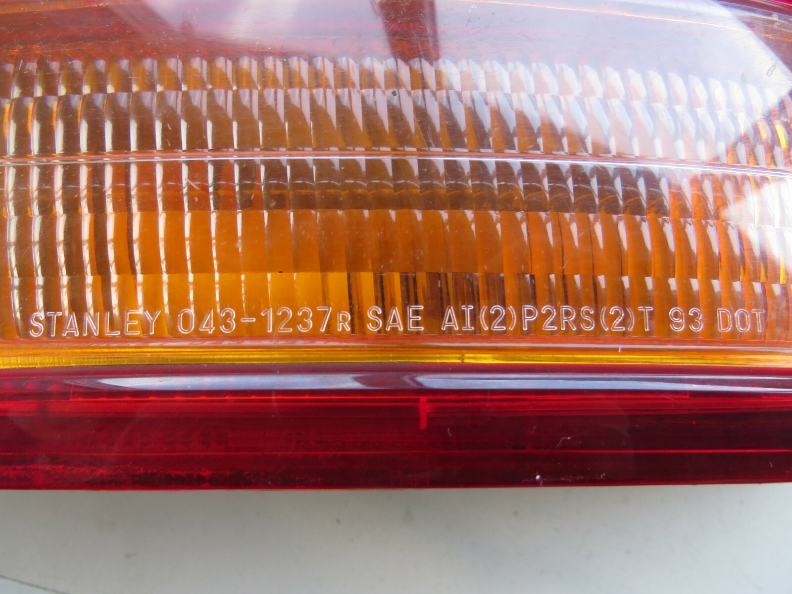Acura TL 1995-1998 OEM Tail Light Assembly Rear Right - Image 11
