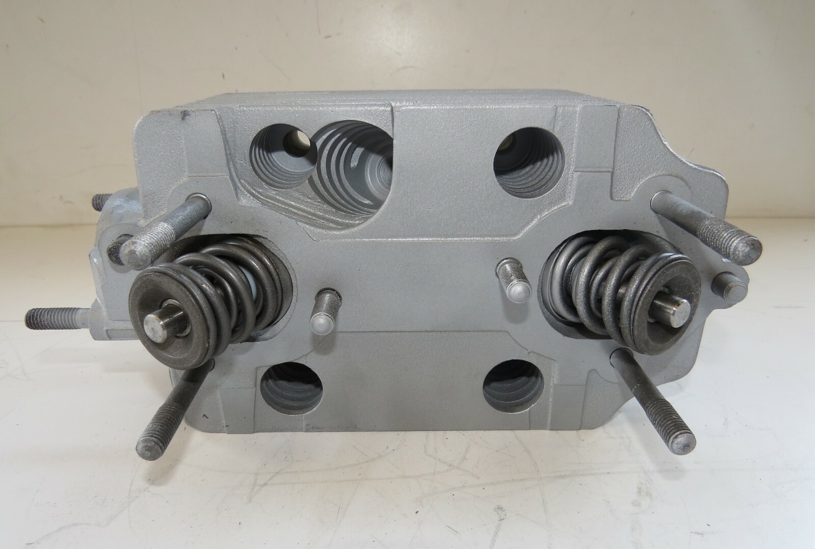 Porsche 911 1970 1971 1972 1973 OEM Cylinder Heads Set Of 3 - Image 3