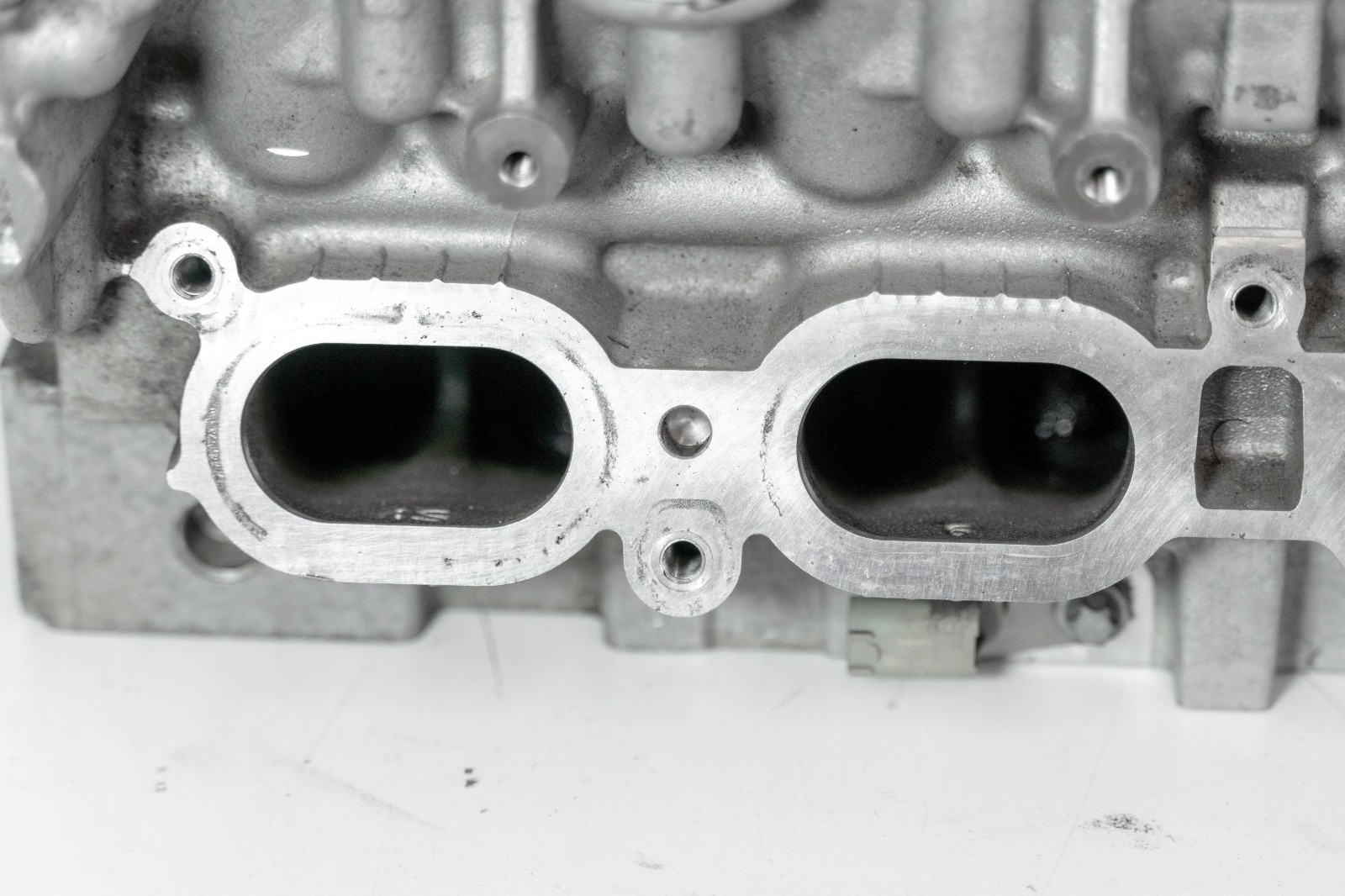 Mercedes CLA250 GLA250 Cylinder head with Camshafts OEM 2015-2019 2700100103 - Image 3