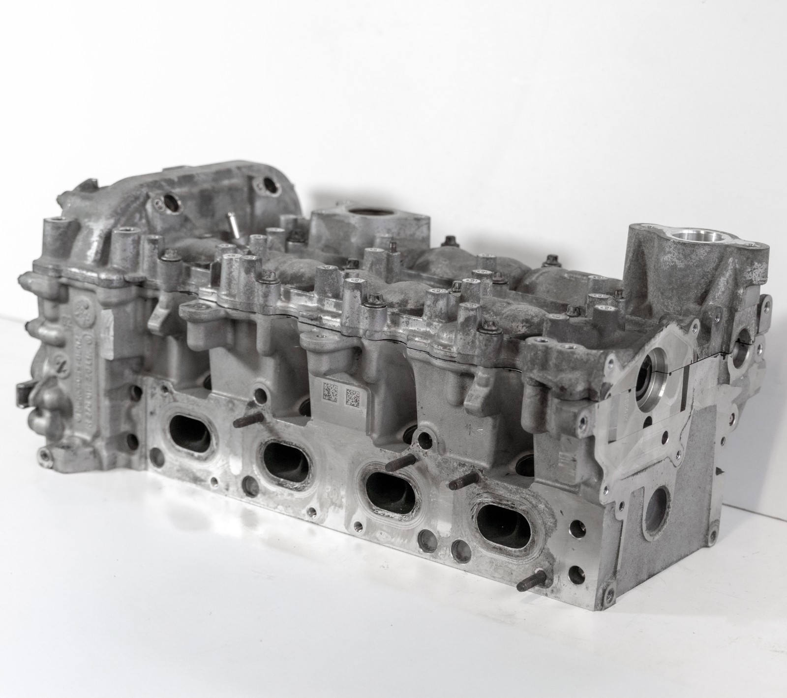 Mercedes CLA250 GLA250 Cylinder head with Camshafts OEM 2015-2019 2700100103 - Image 7