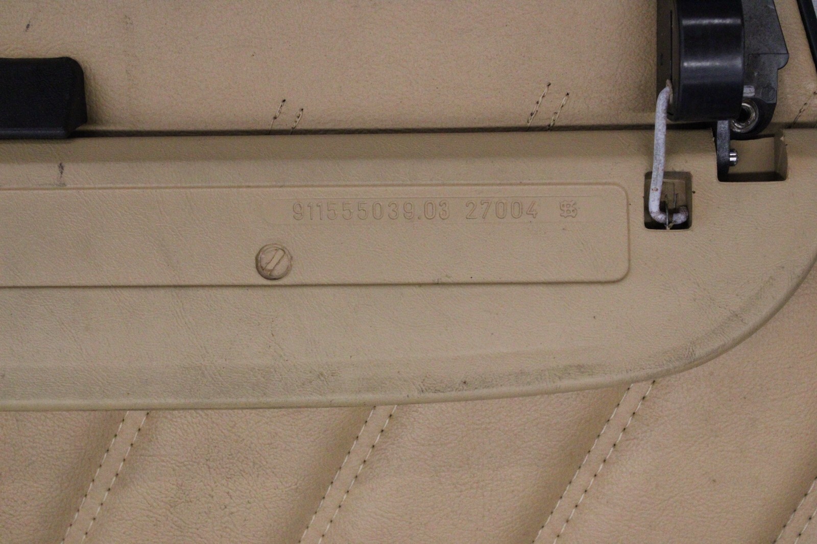 Porsche 911 964 1990 1991 1992 1993 1994 OEM Leather Front Left Door Panel – Image 3