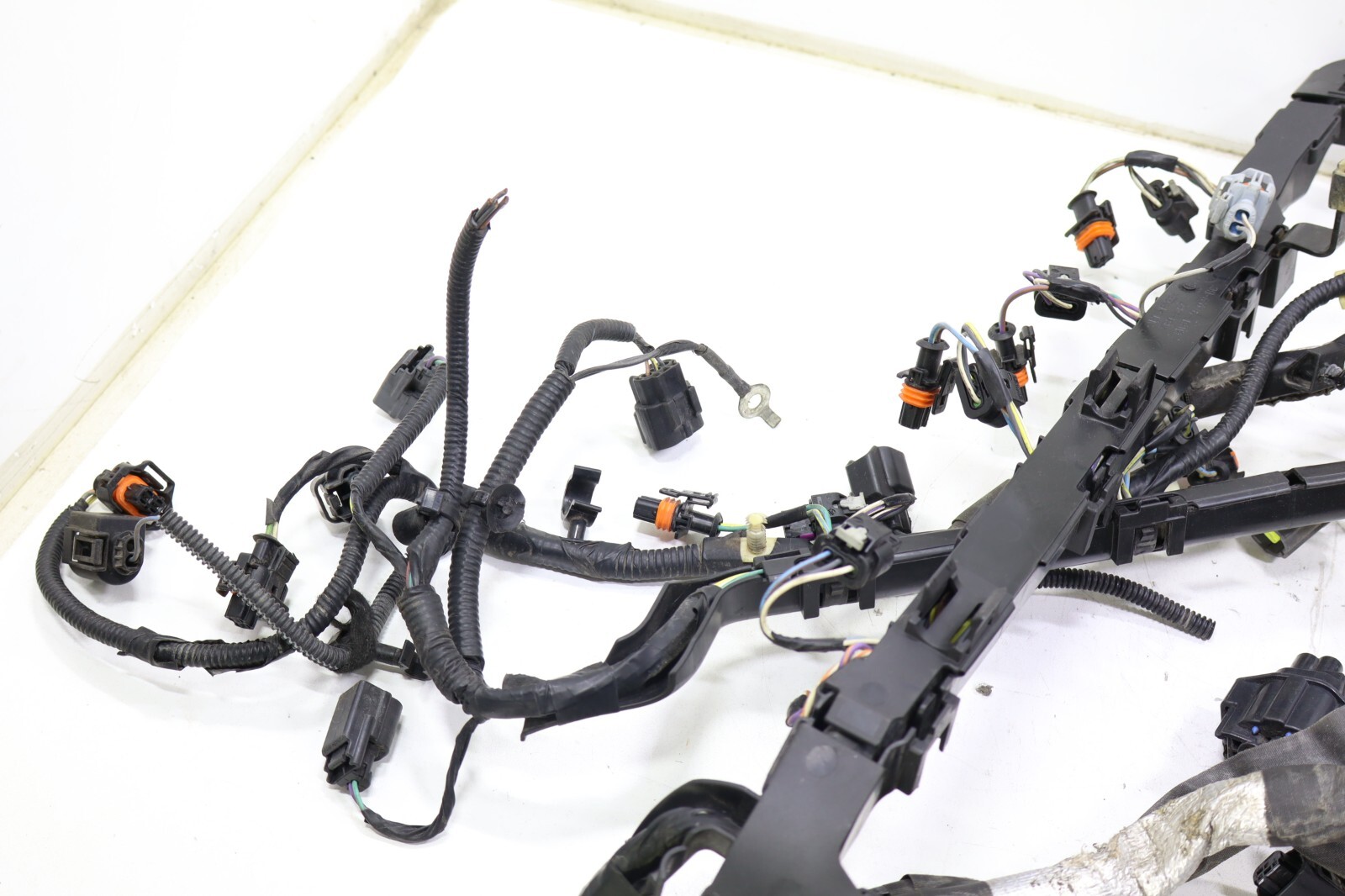 Land Rover LR4 Range Rover Sport 5.0L V8 2010-2013 OEM Engine Wiring Harness - Image 14