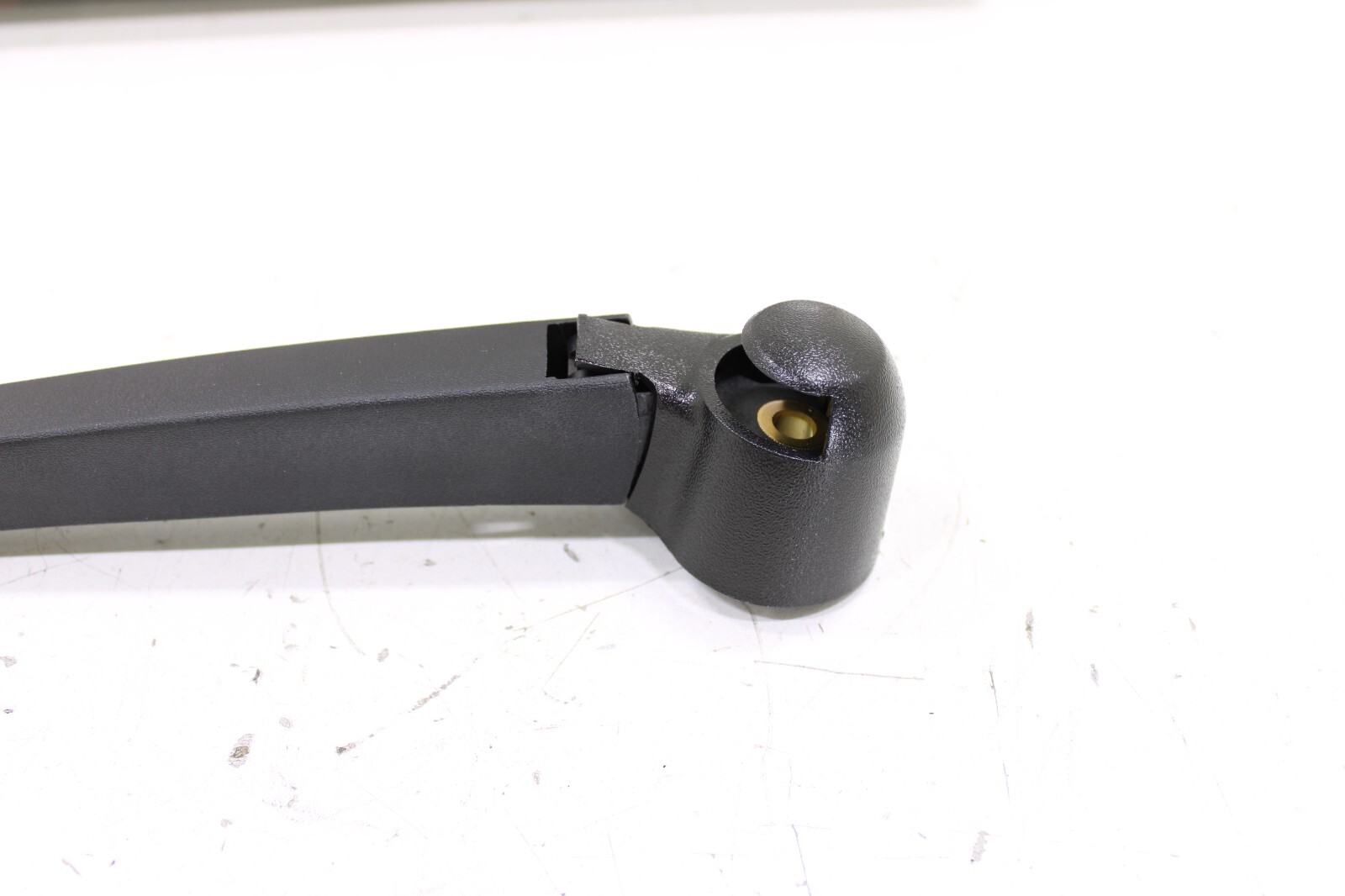 Volkswagen GTI Passat Rabbit 2006-2010 NEW Rear Windshield Wiper Arm w/ Blade – Image 2