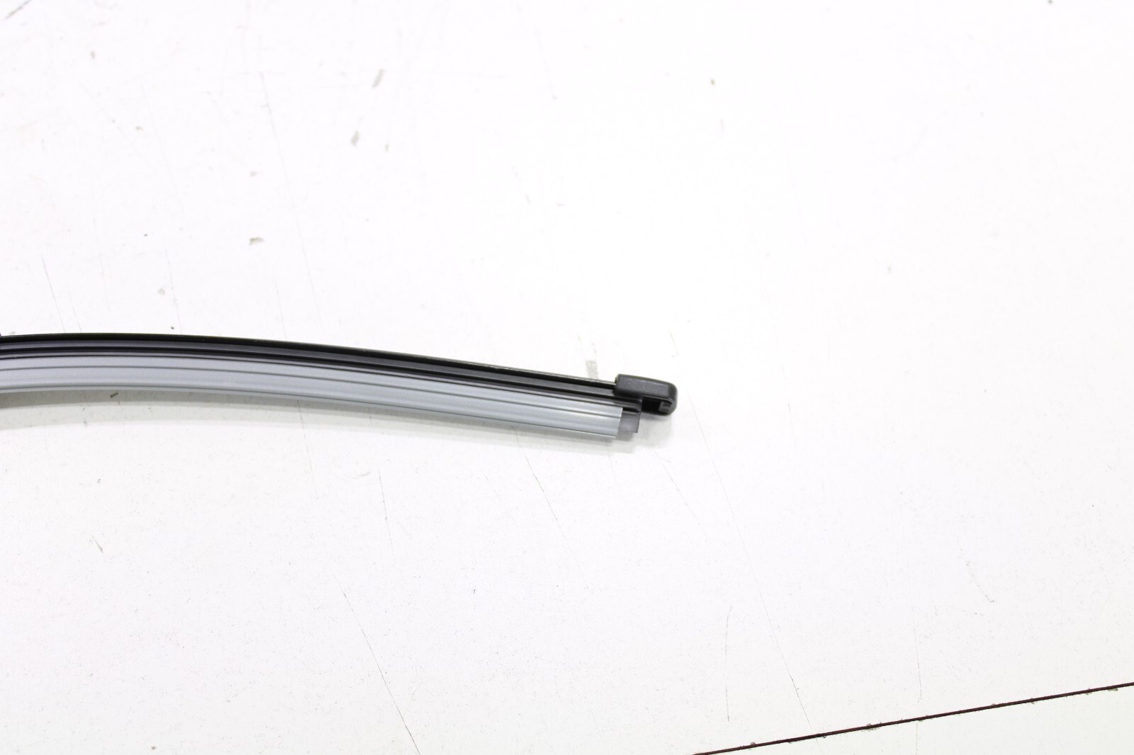Volkswagen GTI Passat Rabbit 2006-2010 NEW Rear Windshield Wiper Arm w/ Blade – Image 7