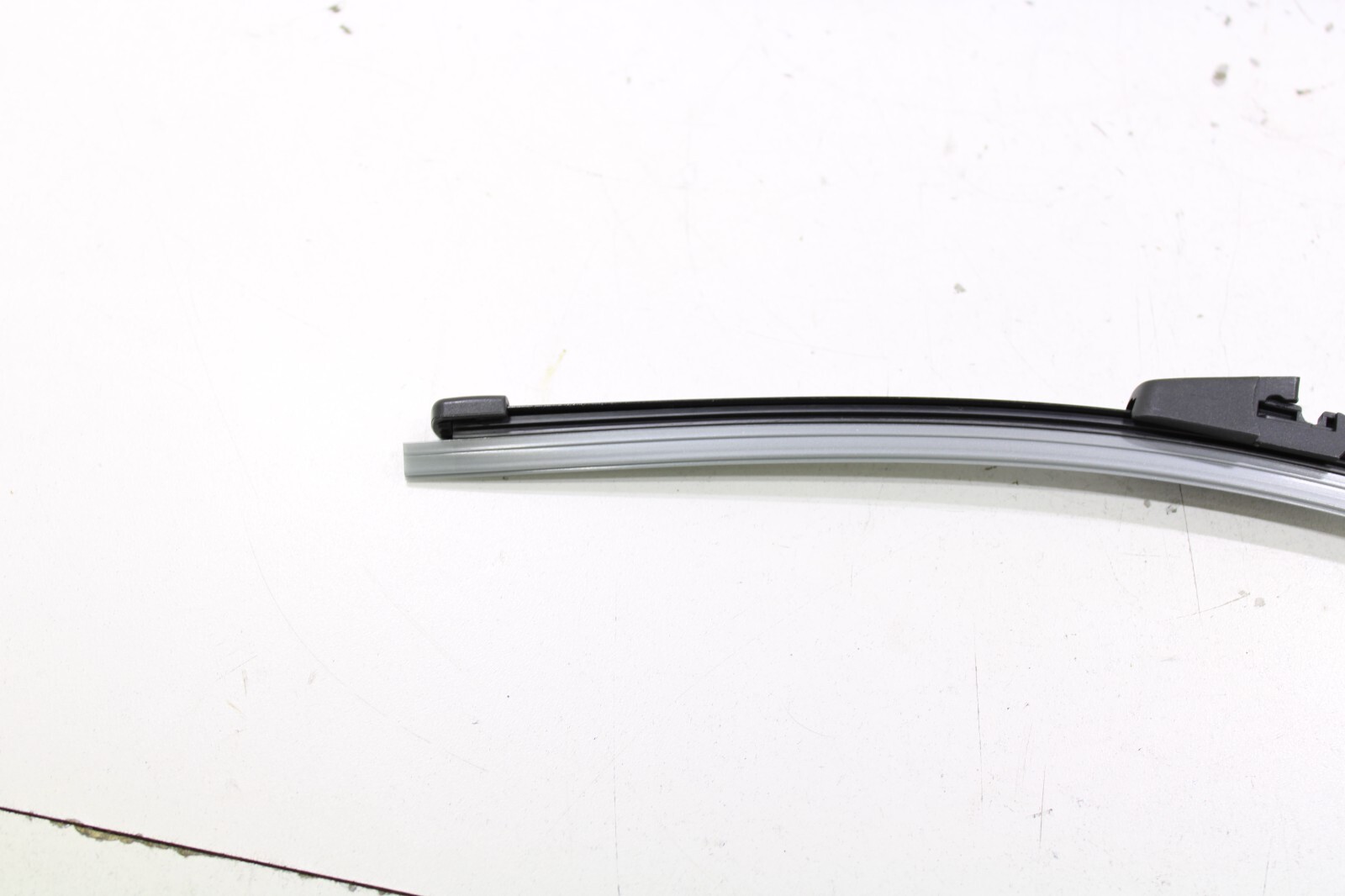 Volkswagen GTI Passat Rabbit 2006-2010 NEW Rear Windshield Wiper Arm w/ Blade – Image 9