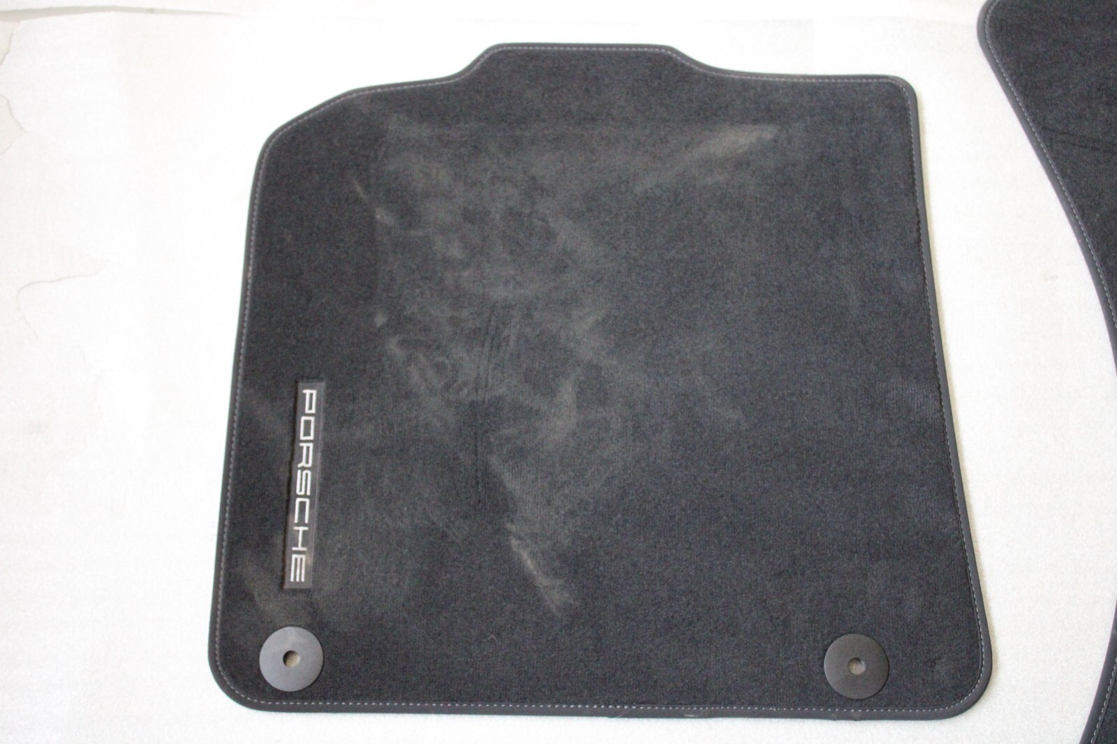 Porsche Macan 2015 2016 2017 2018 2019 OEM Floor Mats Carpet Mats Set of 4 – Image 3