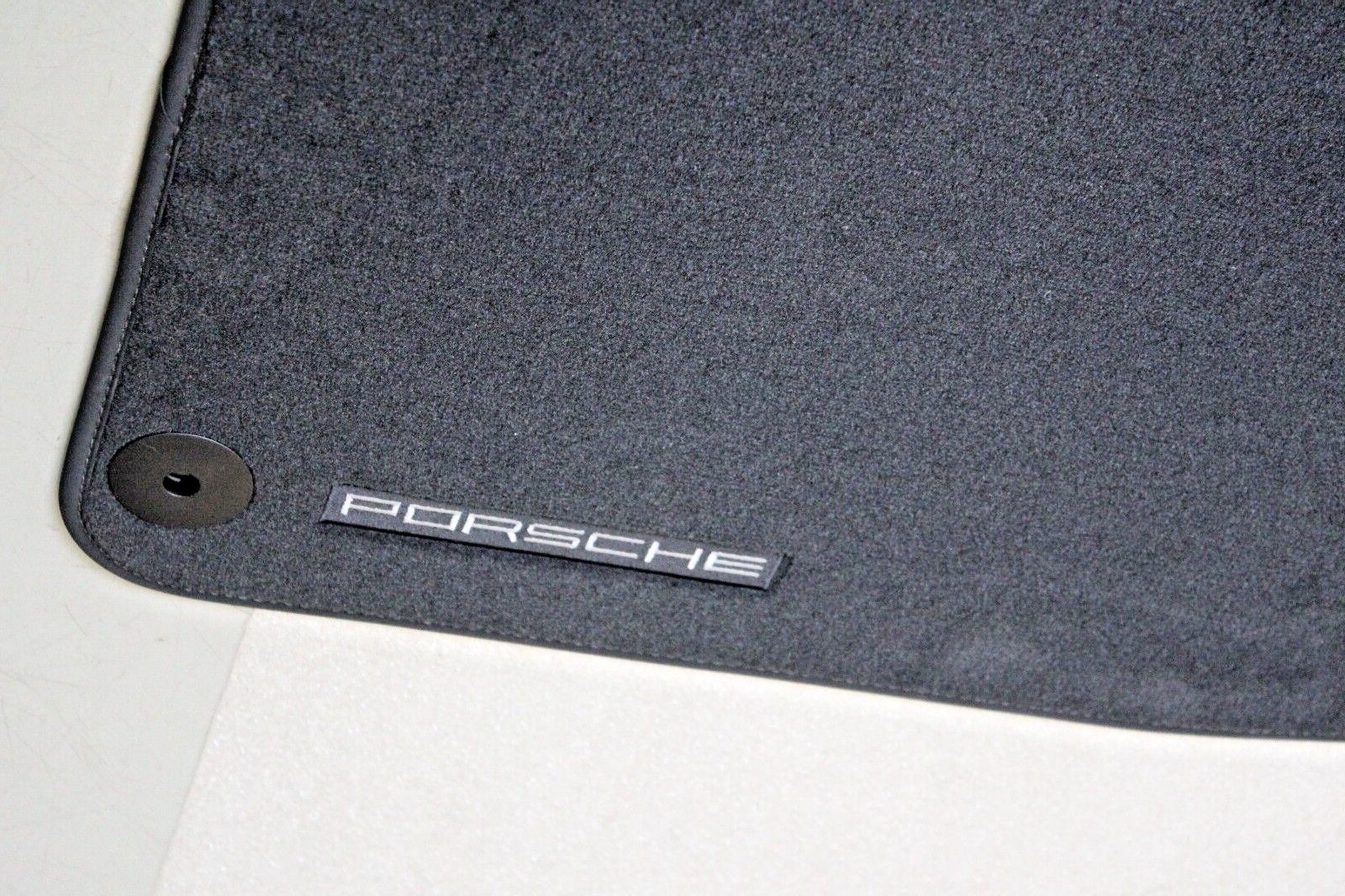 Porsche Macan 2015 2016 2017 2018 2019 OEM Floor Mats Carpet Mats Set of 4 – Image 6