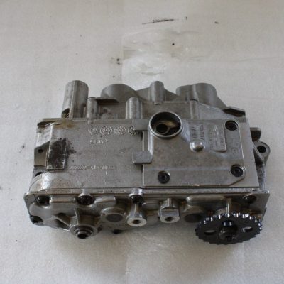 Mercedes C63 AMG (C219) 6.3L V8  2008-2015 OEM Engine Motor Oil Fluid Pump
