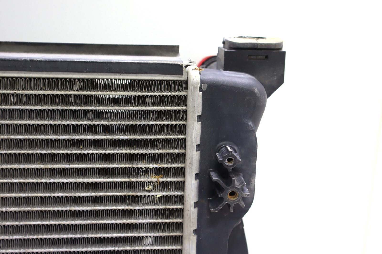Audi A4 A6 2002-2009 OEM Engine Cooling Radiator - Image 3