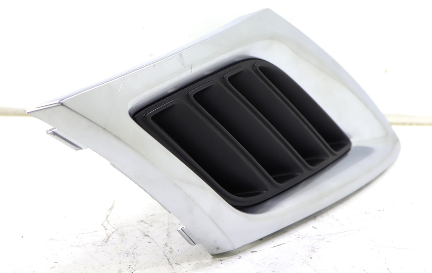 Saab 9-3 9-3X 2008-2011 OEM NEW Bumper Grille Front Left (Driver Side) - Image 8