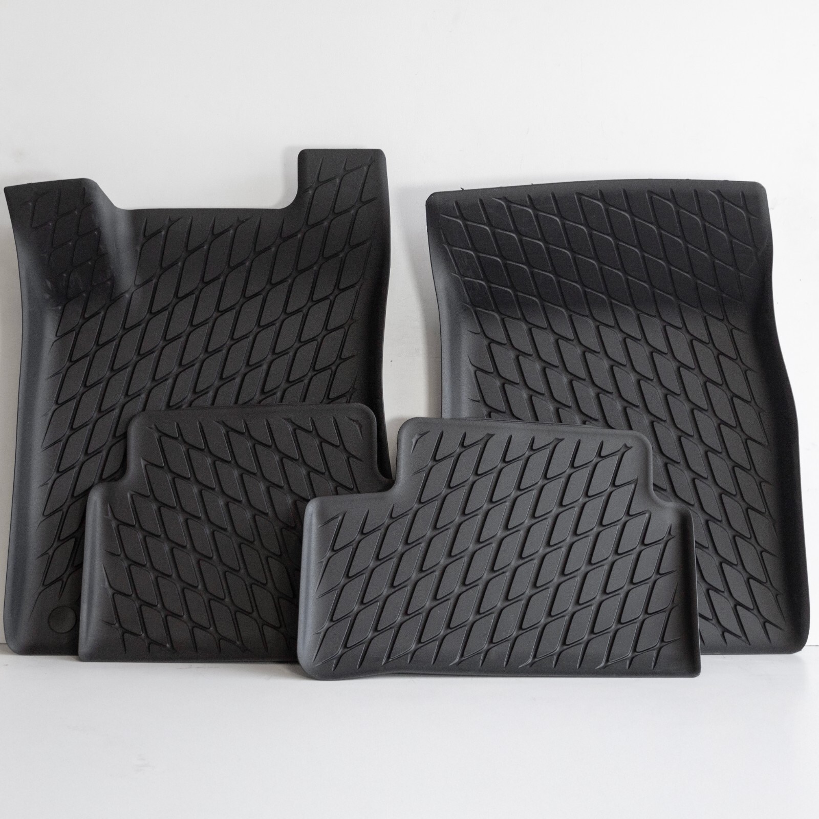 Mercedes GLA250 GLA45 AMG OEM Winter Rubber floor Mat set 2020-2023 Front & Rear - Image 2