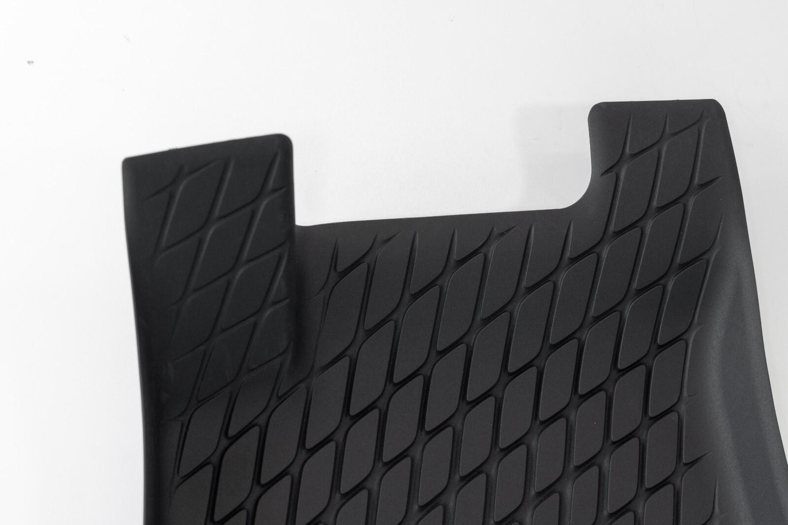 Mercedes GLA250 GLA45 AMG OEM Winter Rubber floor Mat set 2020-2023 Front & Rear - Image 6