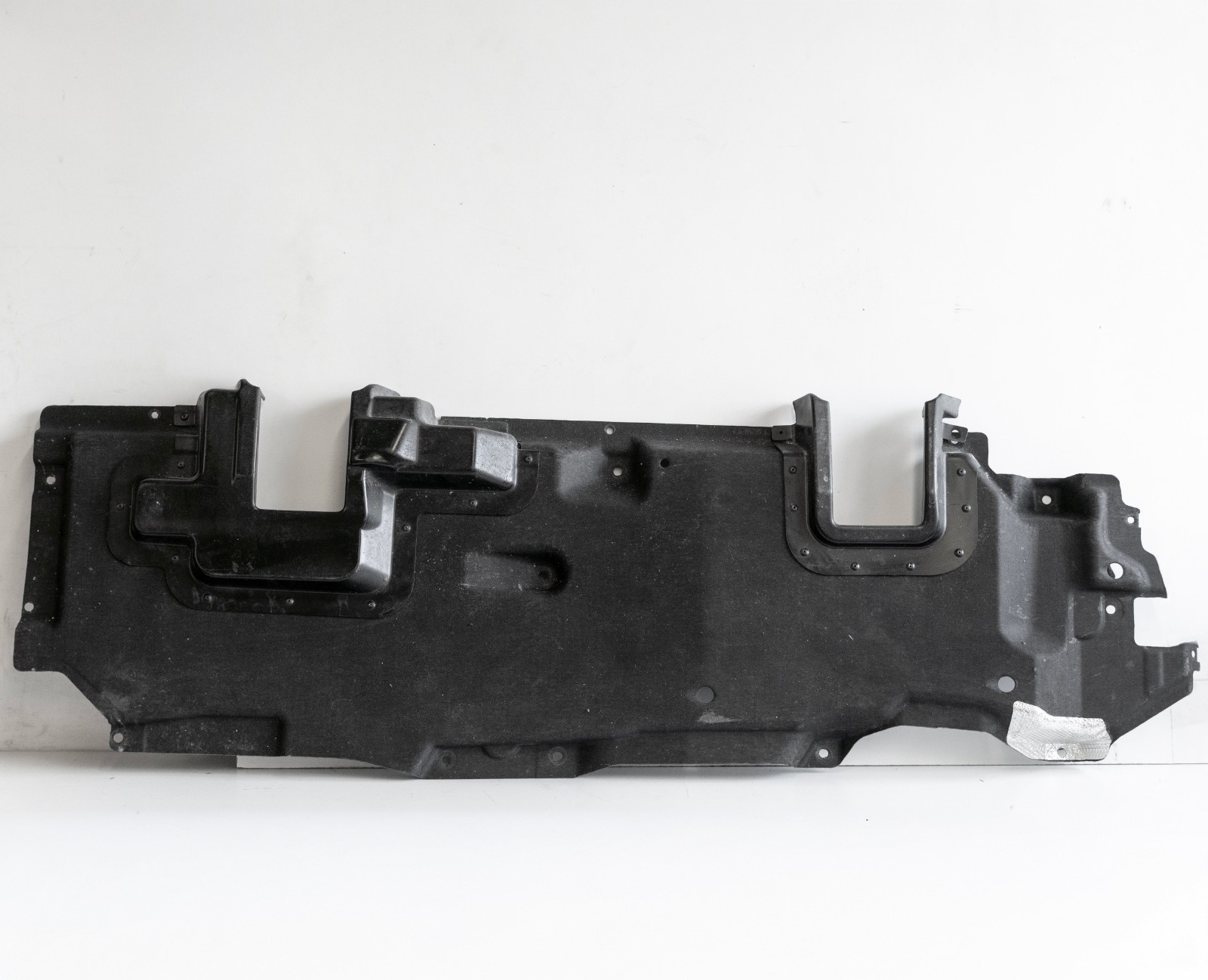 Audi Q7 Q8 Bentley Bentayga Underbody Lining with Deployable steps OEM RIGHT – Image 2