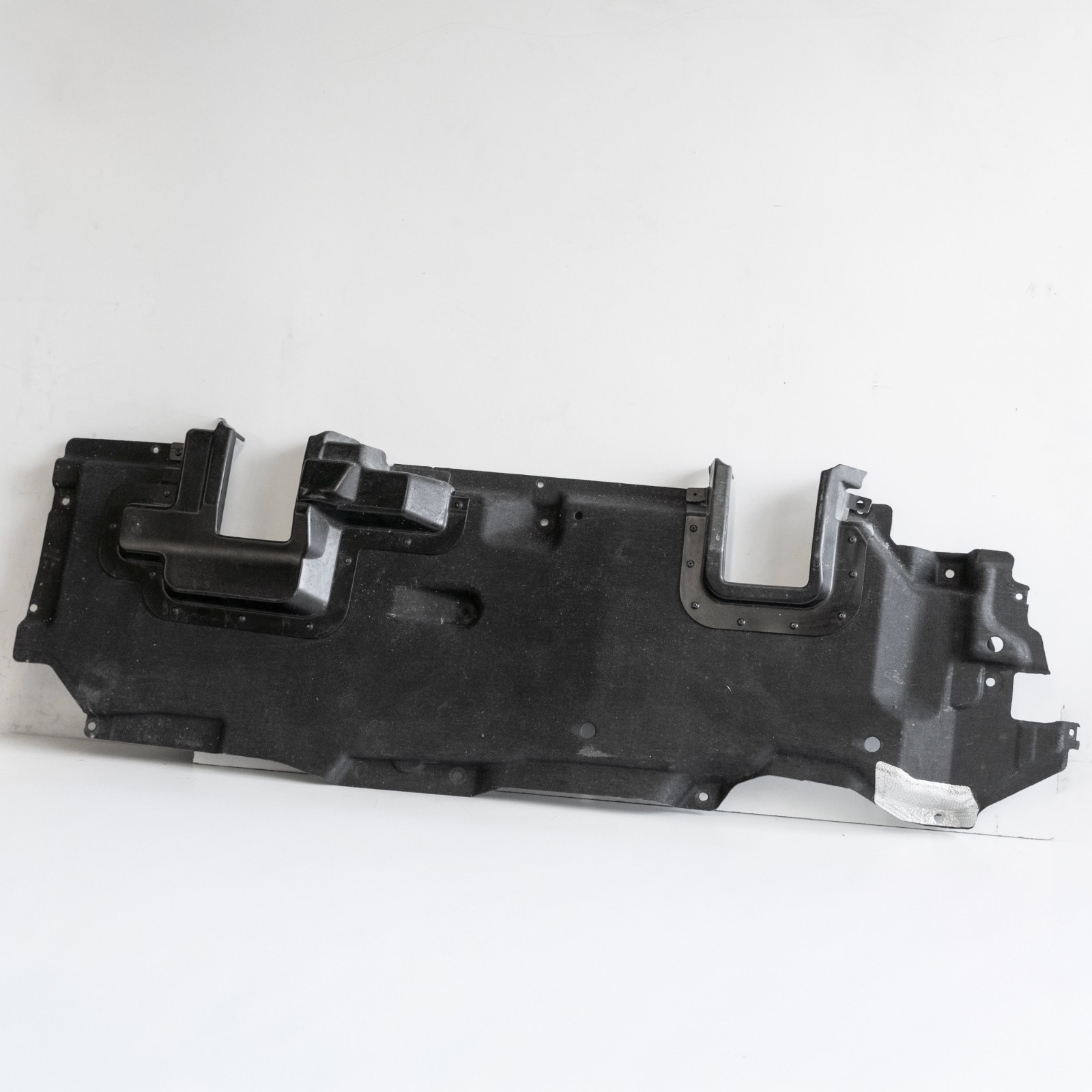 Audi Q7 Q8 Bentley Bentayga Underbody Lining with Deployable steps OEM RIGHT – Image 3
