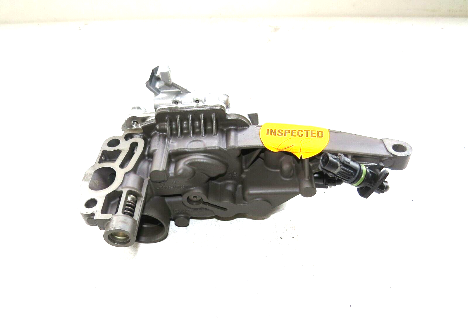 Mercedes C63 G550 SLK55 Aston Martin 2012-2021 OEM Engine Oil Pump – Image 2