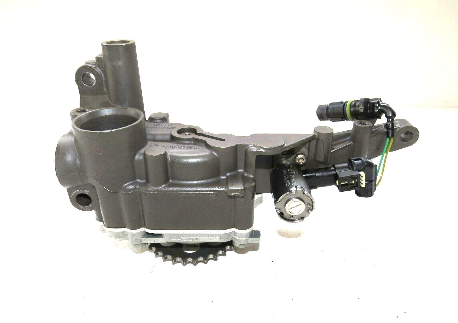 Mercedes C63 G550 SLK55 Aston Martin 2012-2021 OEM Engine Oil Pump – Image 6