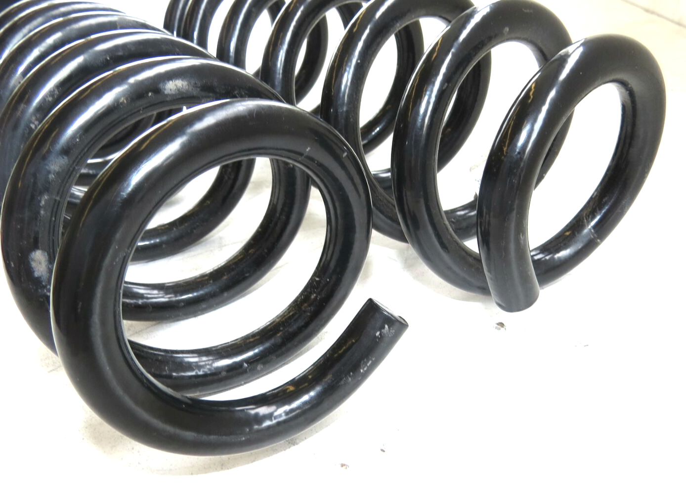 Toyota GR Supra 2020-2025 OEM Rear Coil Spring Set - Image 5