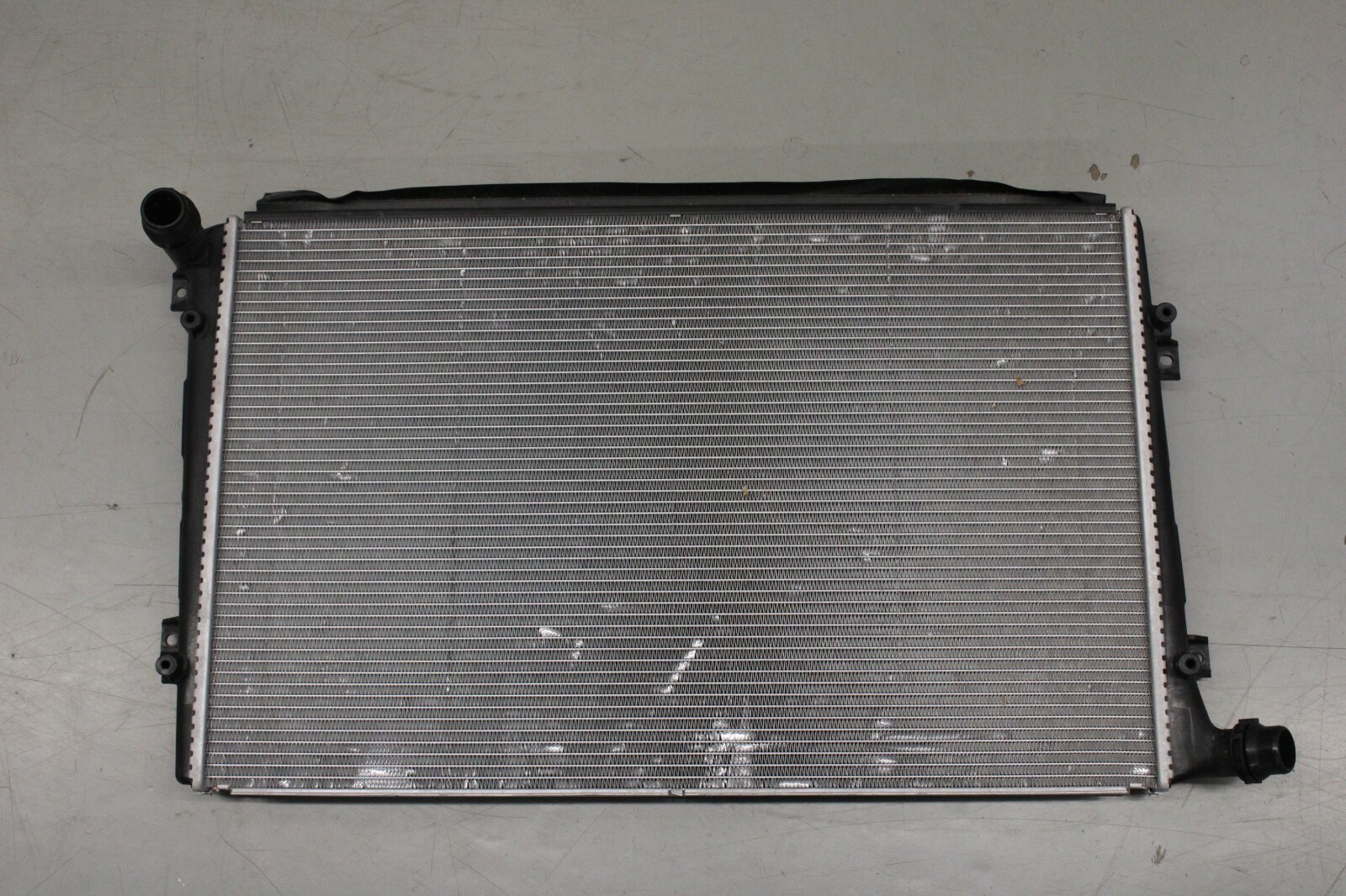 Valeo Volkswagen Jetta 1.9L 2005 2006 OEM Radiator 1K0121251AM 1K0121251AK