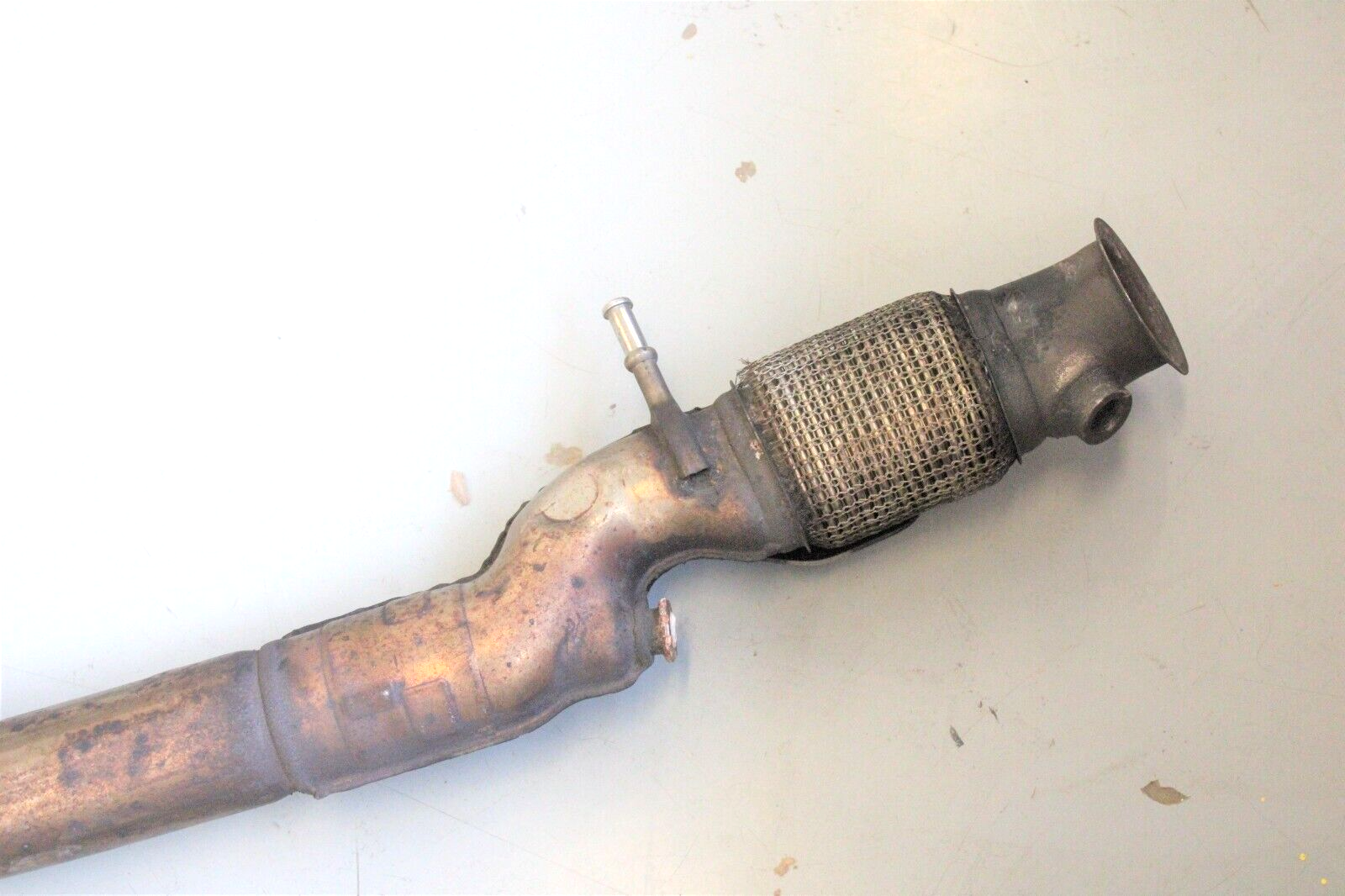 Mercedes W221 S350 3.0 Bluetec 2012-2013 OEM Exhaust Intermediate Resonator Pipe - Image 14