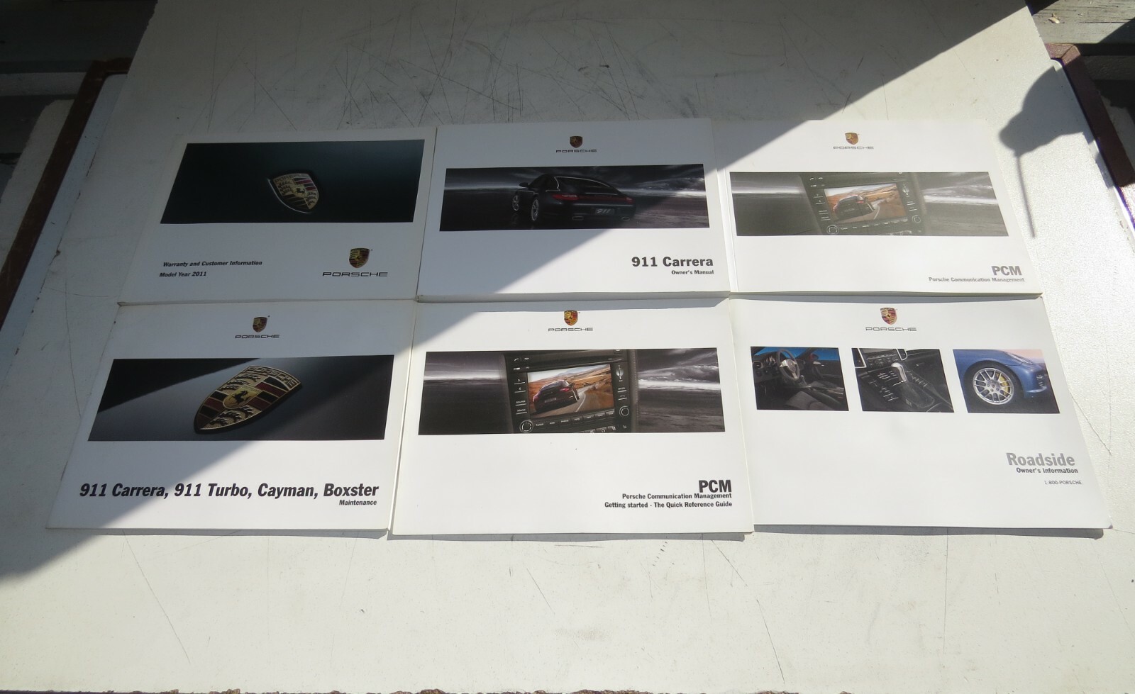Porsche 911 Carrera OEM Owner's Guide Manual - Image 2