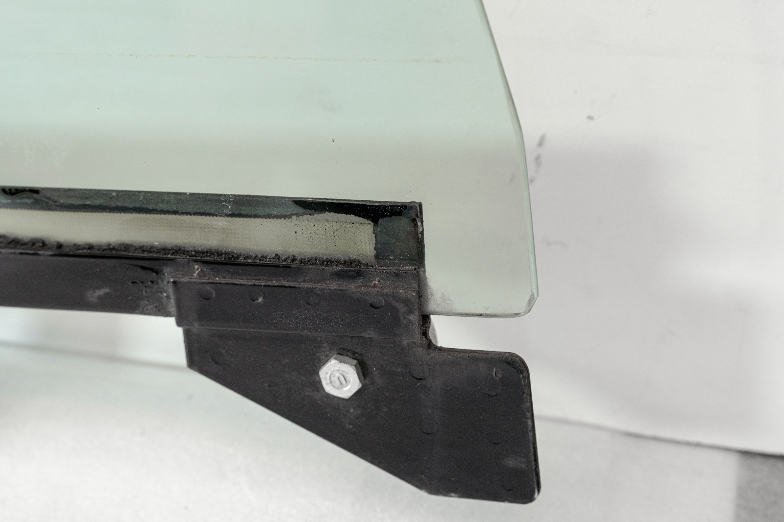 Bentley Rolls Royce 1982-1995 OEM Door Glass Window Sundym Front RH - Image 5