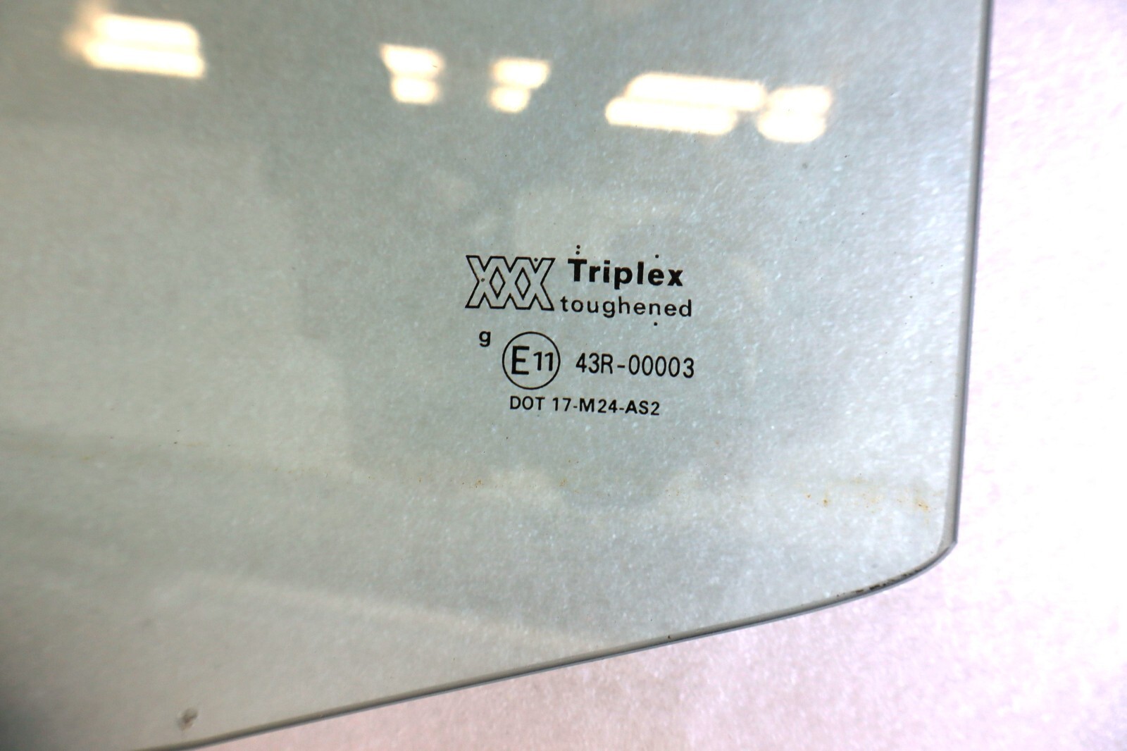 Bentley Rolls Royce 1982-1995 OEM Door Glass Window Sundym Rear Right - Image 9