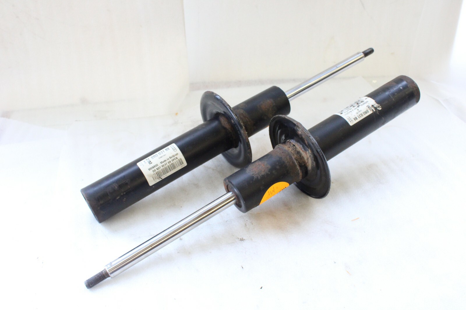 Audi Q5 2013 2014 2015 2016 2017 OEM Shock Absorber Set of 2 Front – Image 3