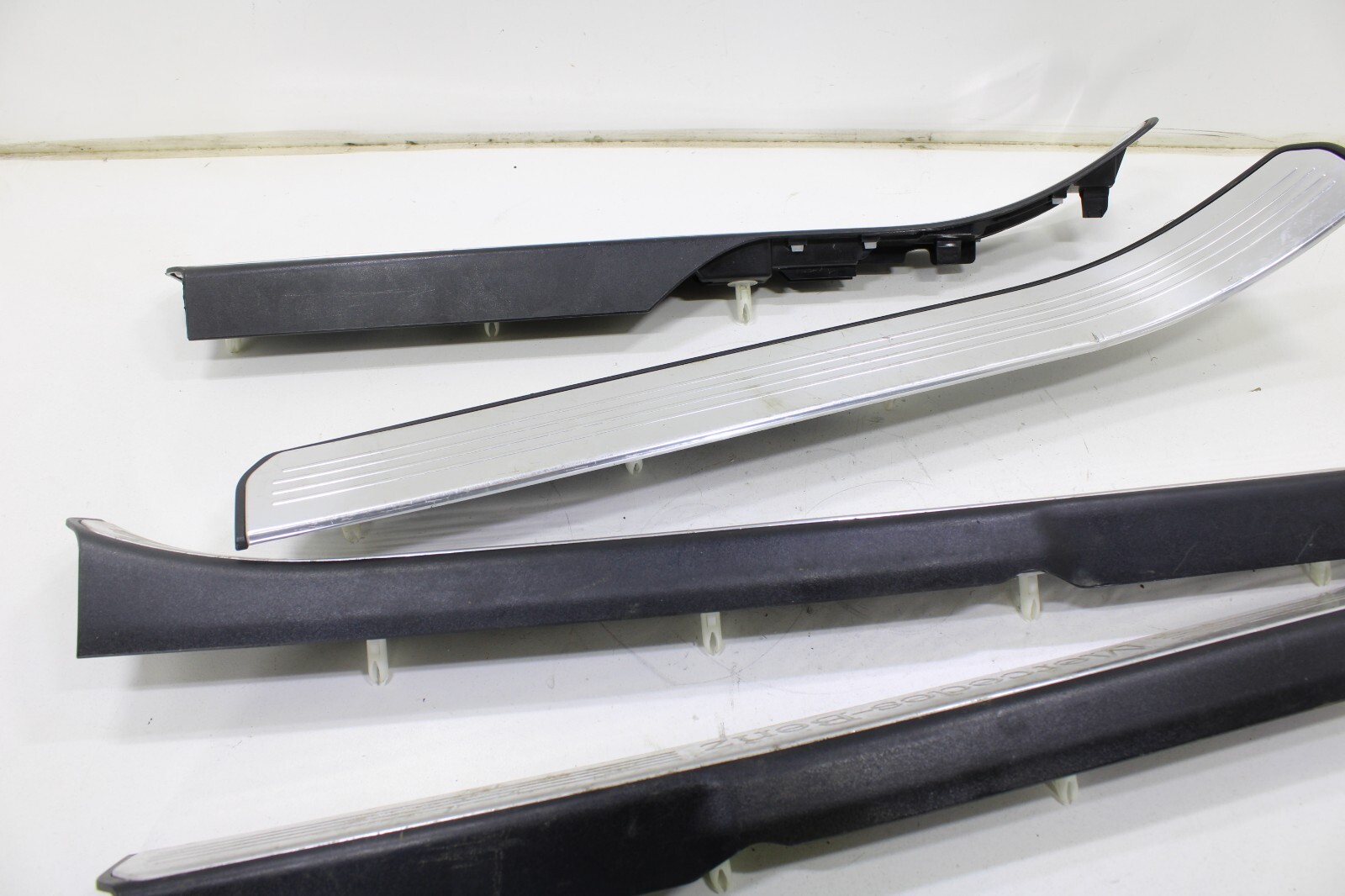Mercedes S350 S400 S550 S600 2007-2013 OEM Door Sill Scuff Plate Set of 4 - Image 21