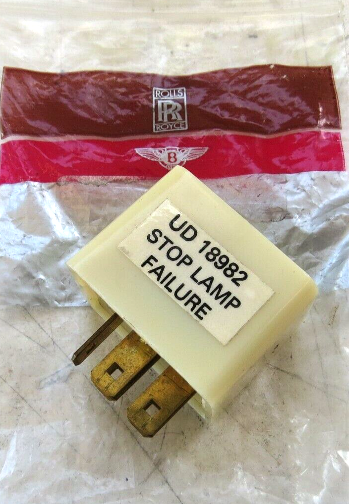 Bentley Rolls-Royce 1966-2006 OEM NEW Stop Lamp Failure Relay - Image 2