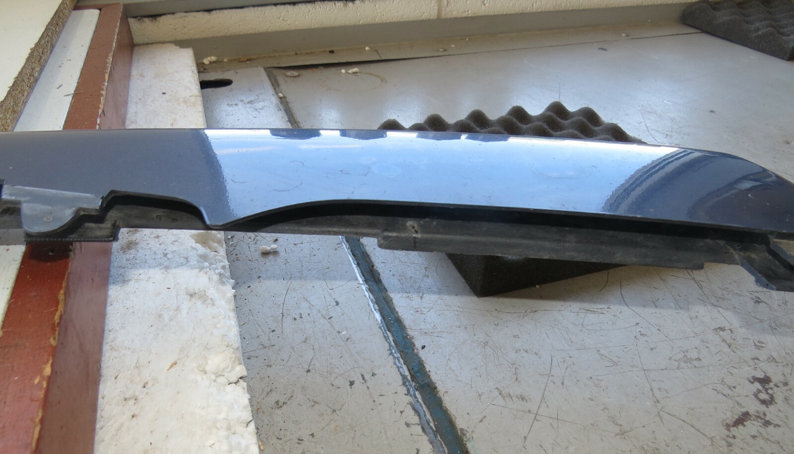 BMW 323Ci 2000 OEM Front Bumper Lip Trim 51118212398 - Image 10