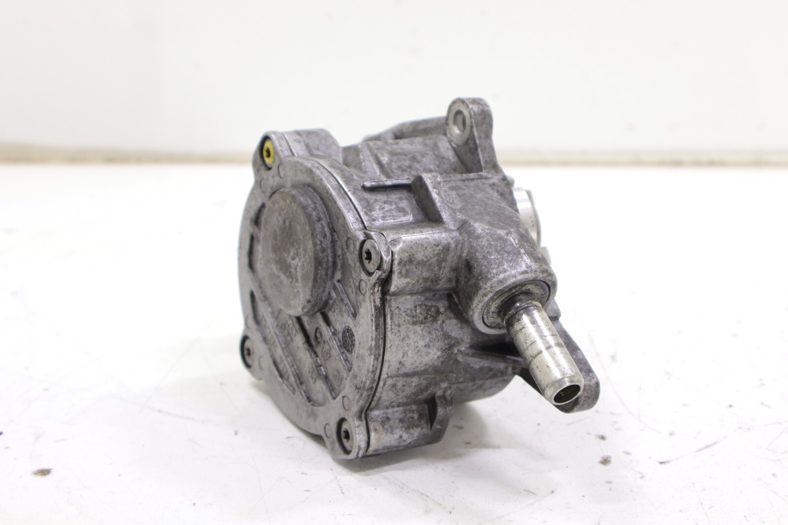 Mercedes GL350 ML350 GLE350d 3.0L DIESEL 2012-2017 OEM Brake Vacuum Pump - Image 16