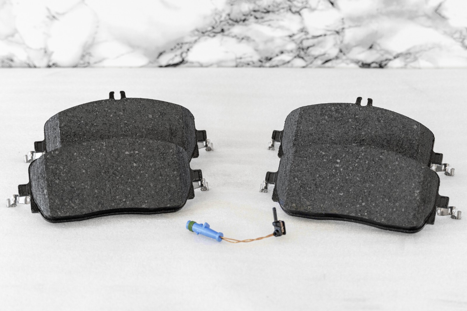 Mercedes GLC300 Front Brake Pad set OEM 2020 2021 2022 2023 Genuine Original – Image 4