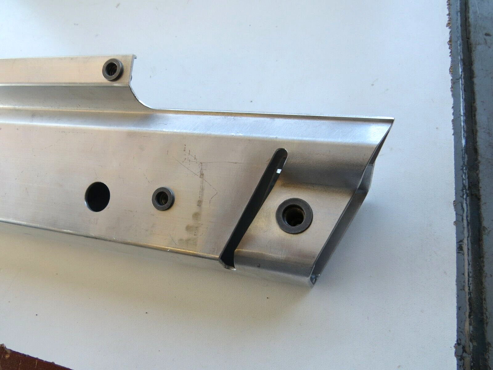 Aston Martin V12 Vantage GT8 2005-2018 OEM NEW Front Crossmember CRS Hood Latch – Image 7