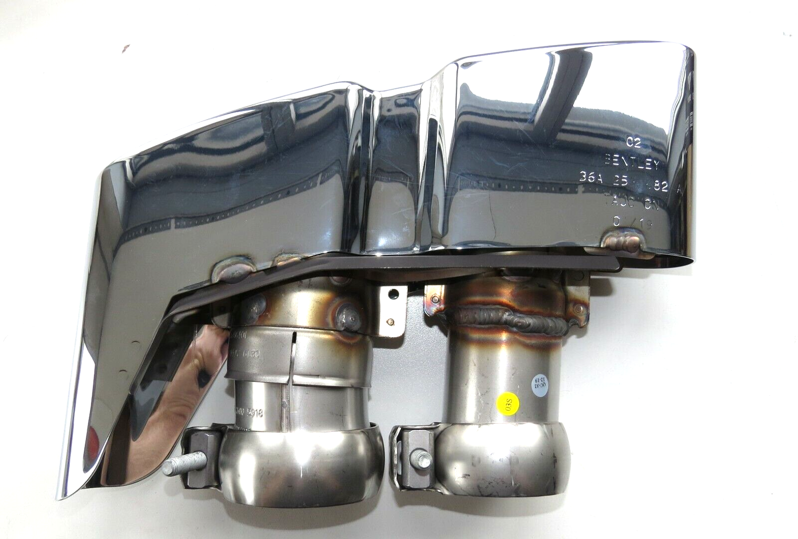 Bentley Bentayga 2015-2022 OEM Exhaust Muffler Tail Pipe Tip Trim Rear Right - Image 5