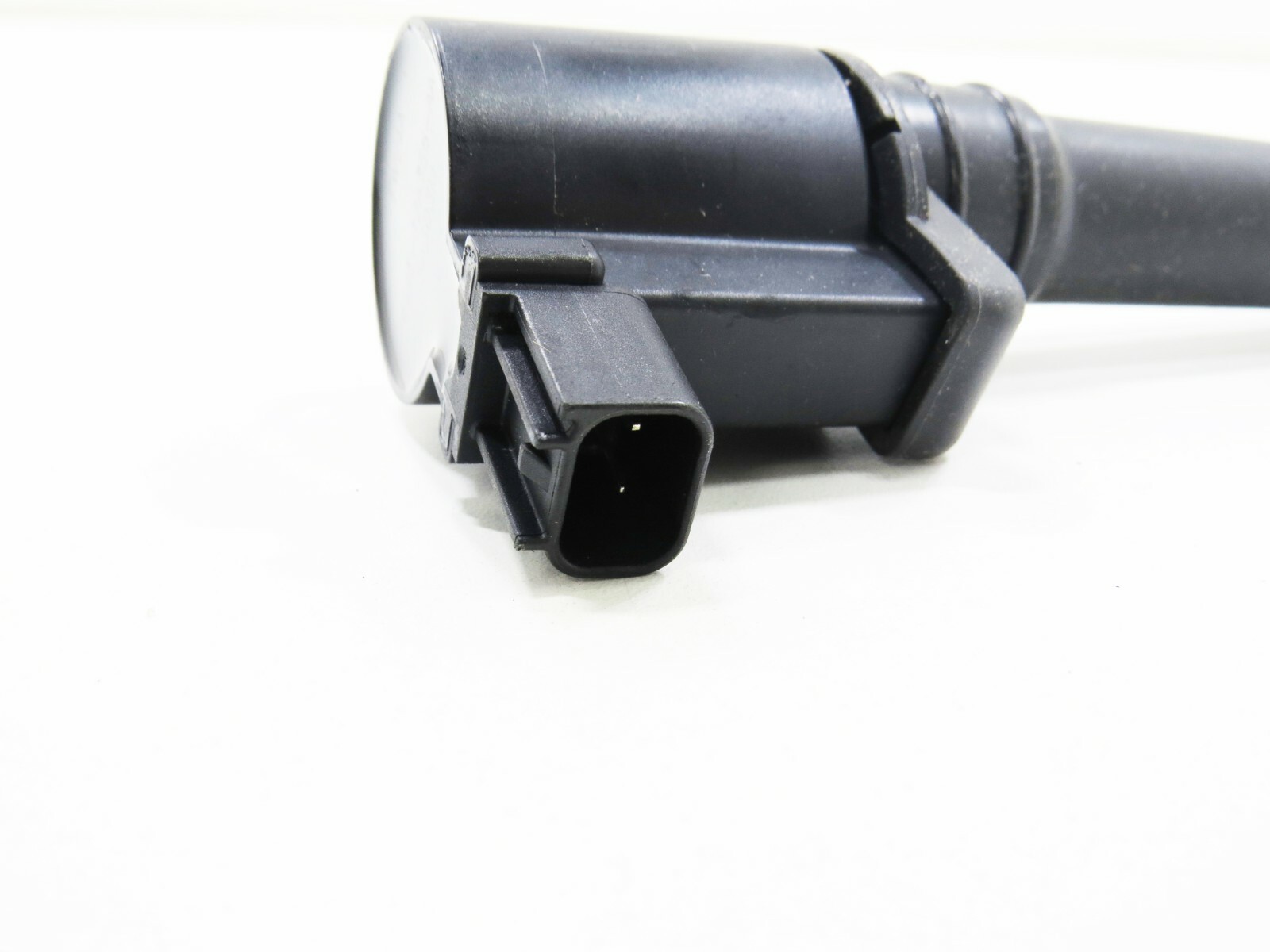 Aston Martin DB9 2005-2012 OEM NEW Ignition Coil (2-PIN) - Image 5