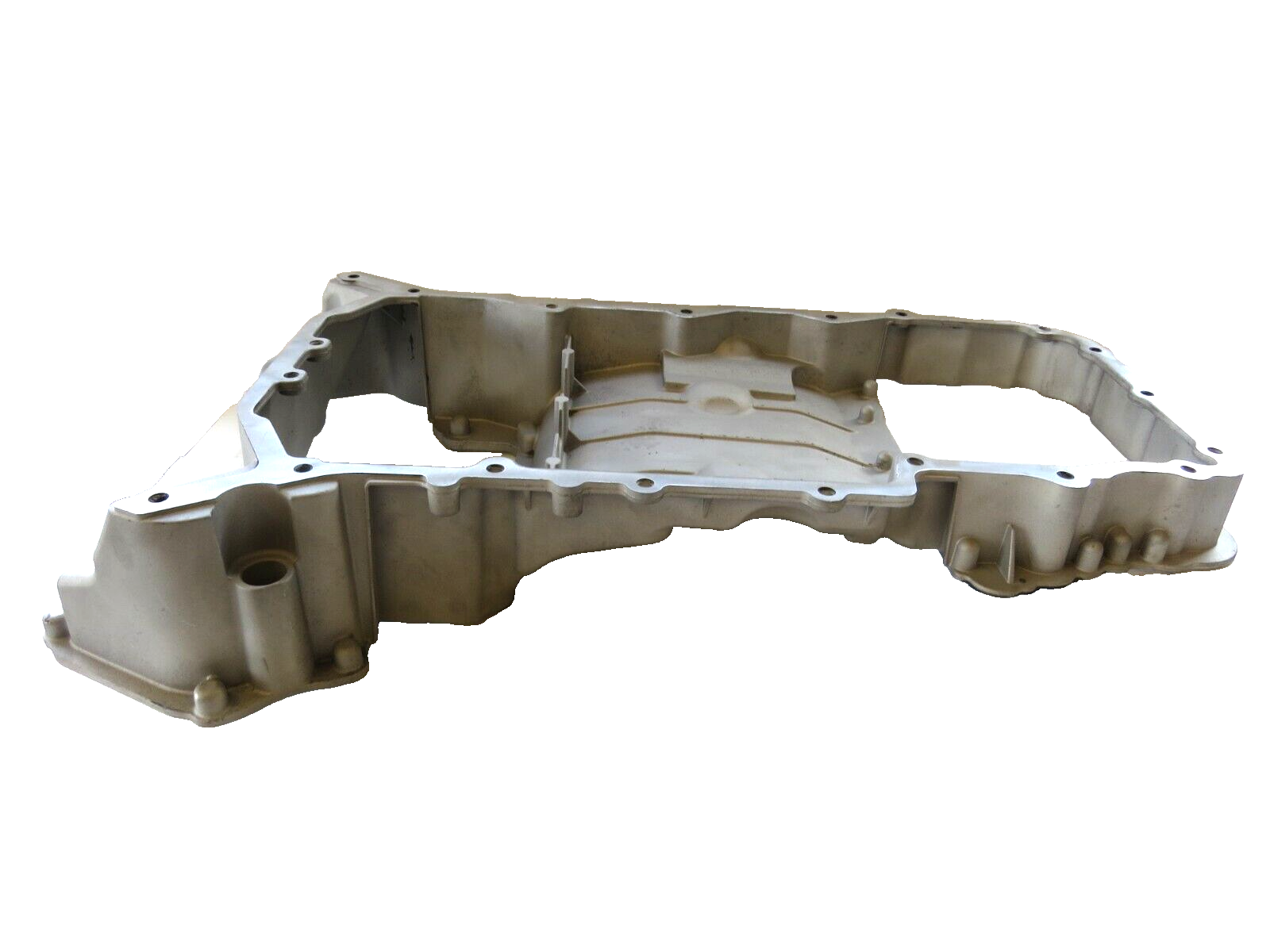 Mercedes C63 AMG CLS CLK E63 SL63 AMG 2007-2015 OEM Engine Oil Pan Upper - Image 5