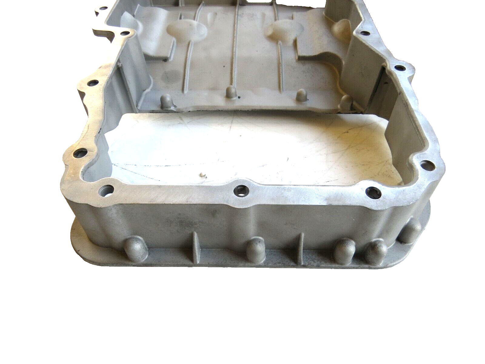 Mercedes C63 AMG CLS CLK E63 SL63 AMG 2007-2015 OEM Engine Oil Pan Upper - Image 7